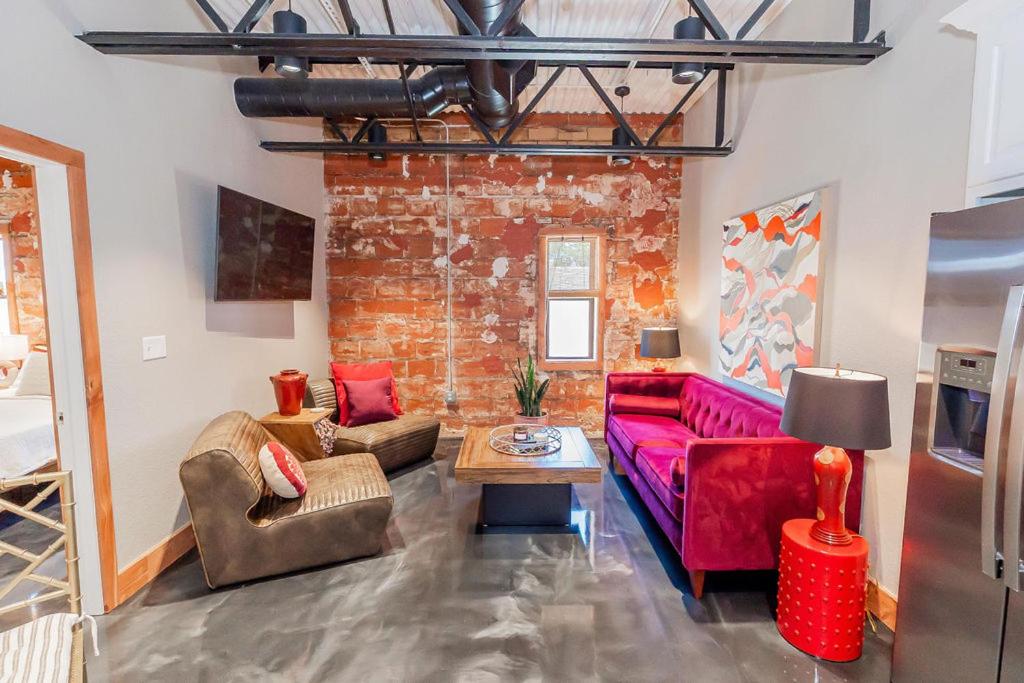 One-Bedroom Suite