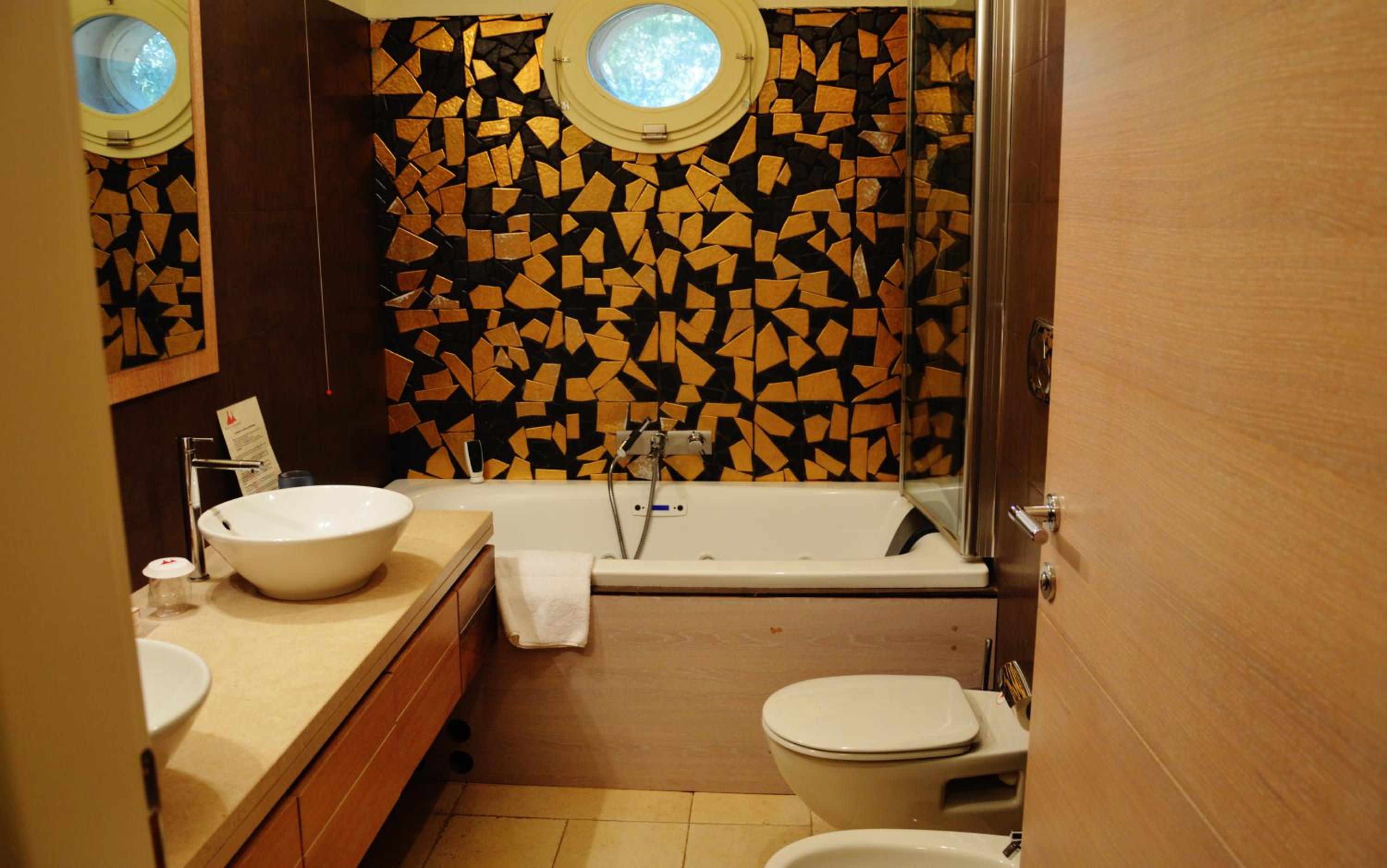 Deluxe Double Room - Photo 2