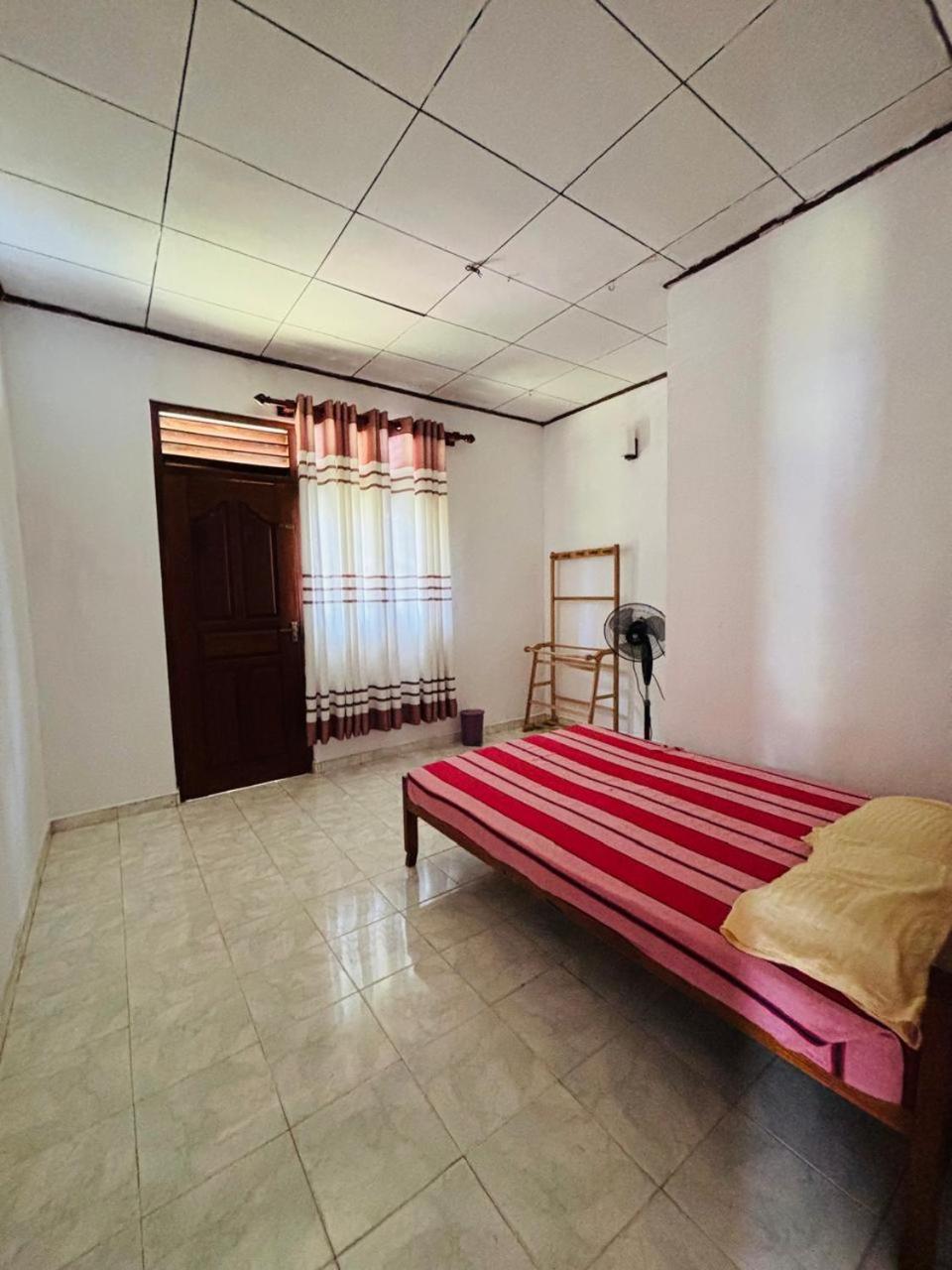Budget Double Room photo 2