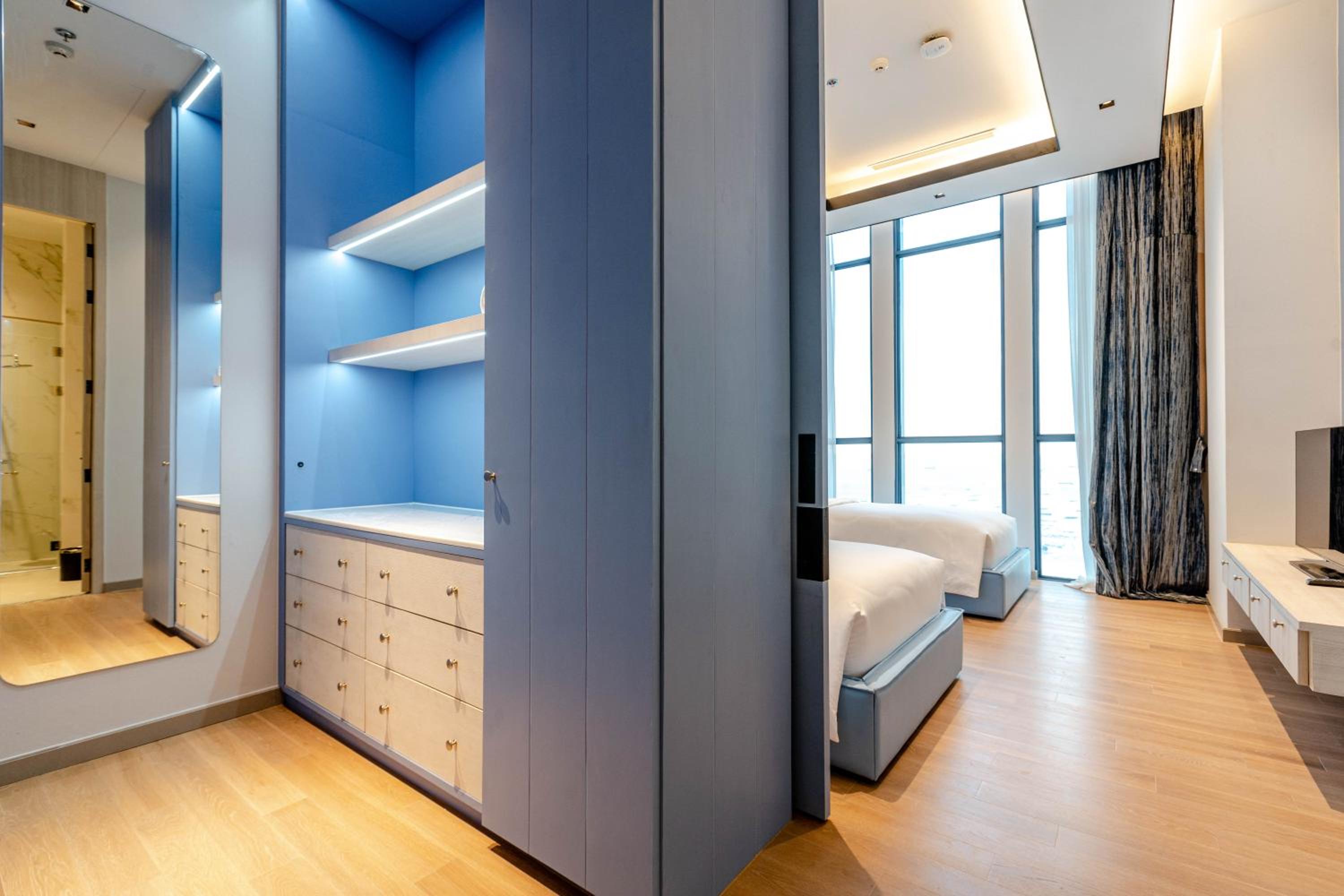 Penthouse Suite - Photo 9