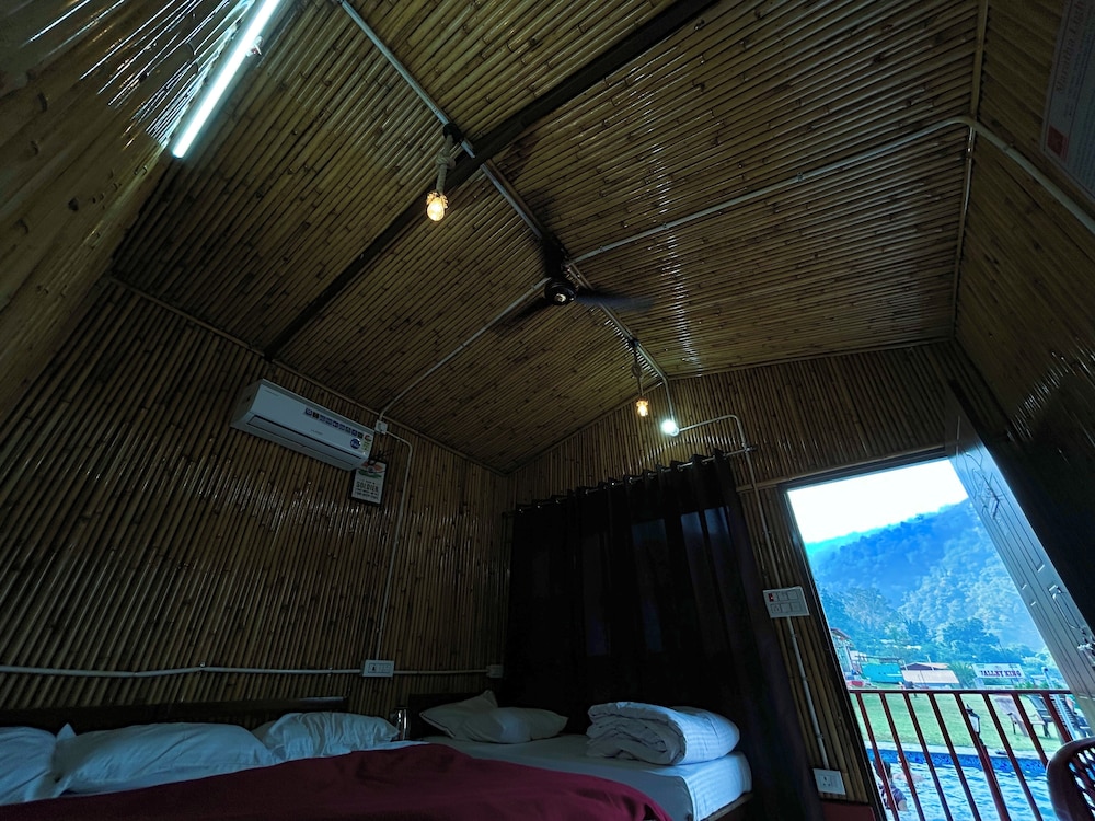 Premium Room, Balcony, Pool View photo 2