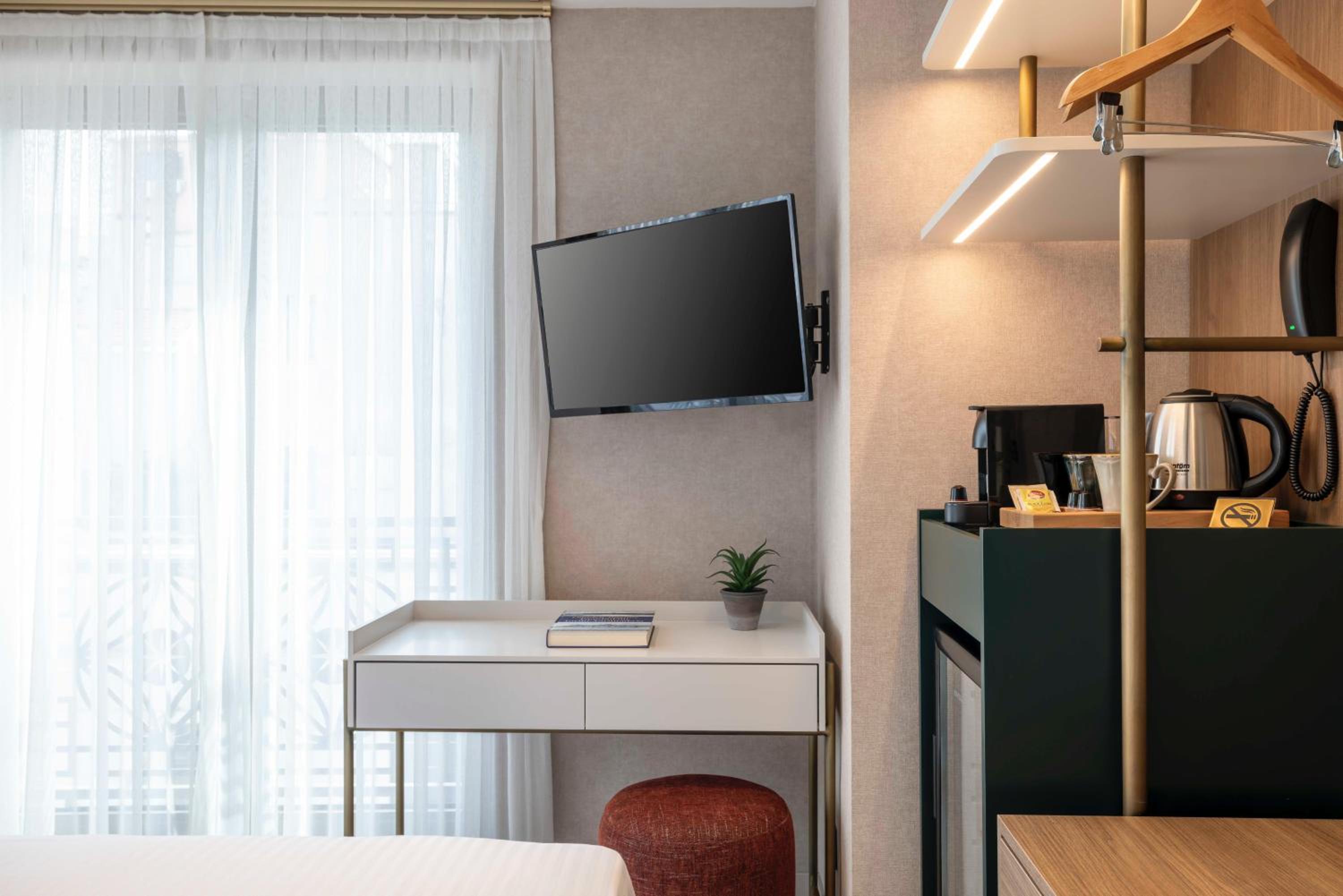 Deluxe Double and Twin Room photo 3