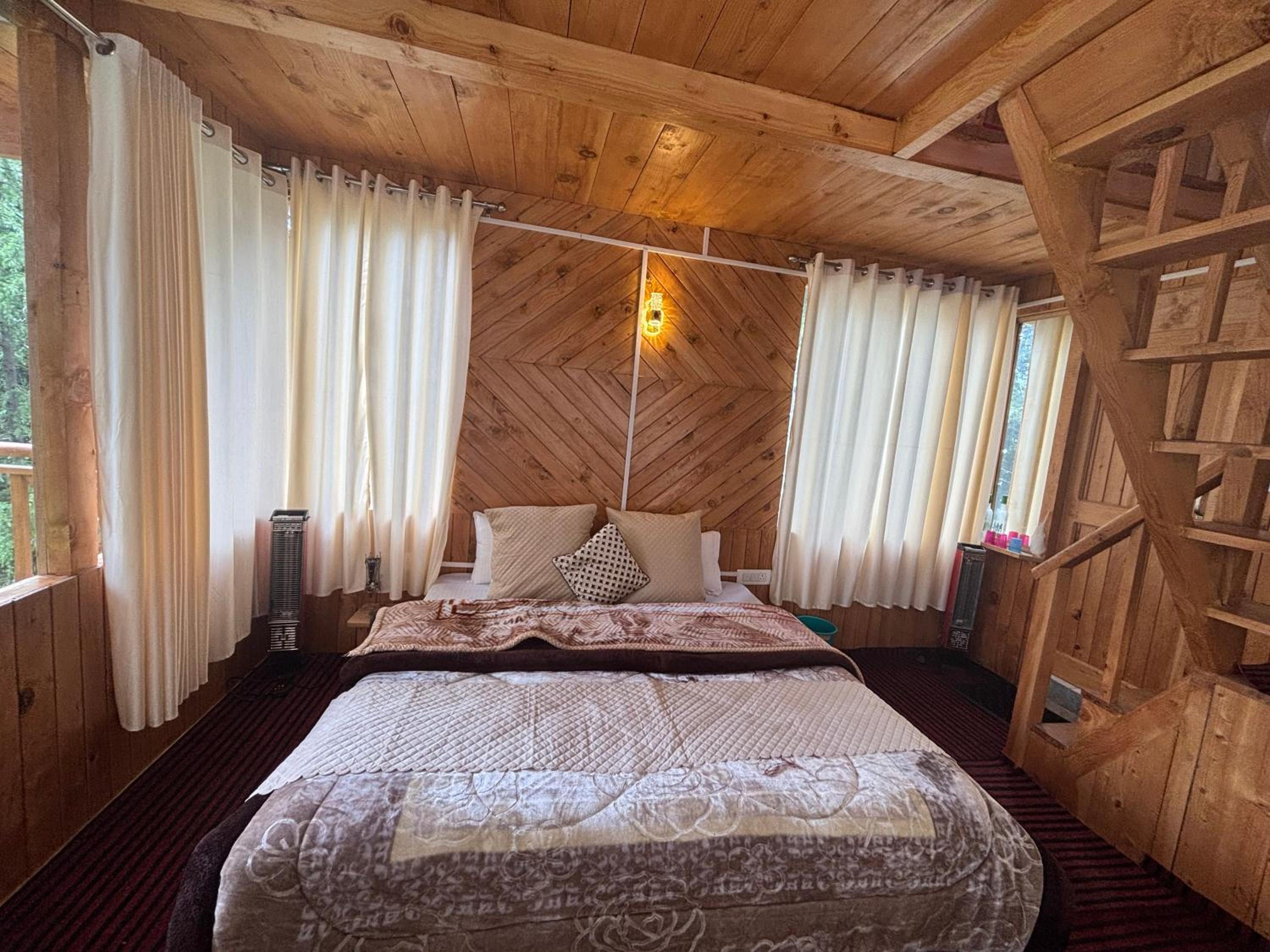 One-Bedroom House photo 2