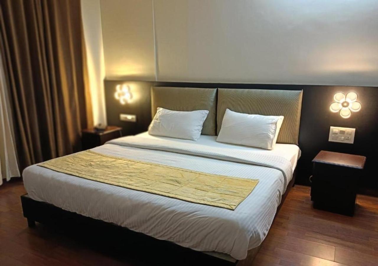 Deluxe Suite photo 3