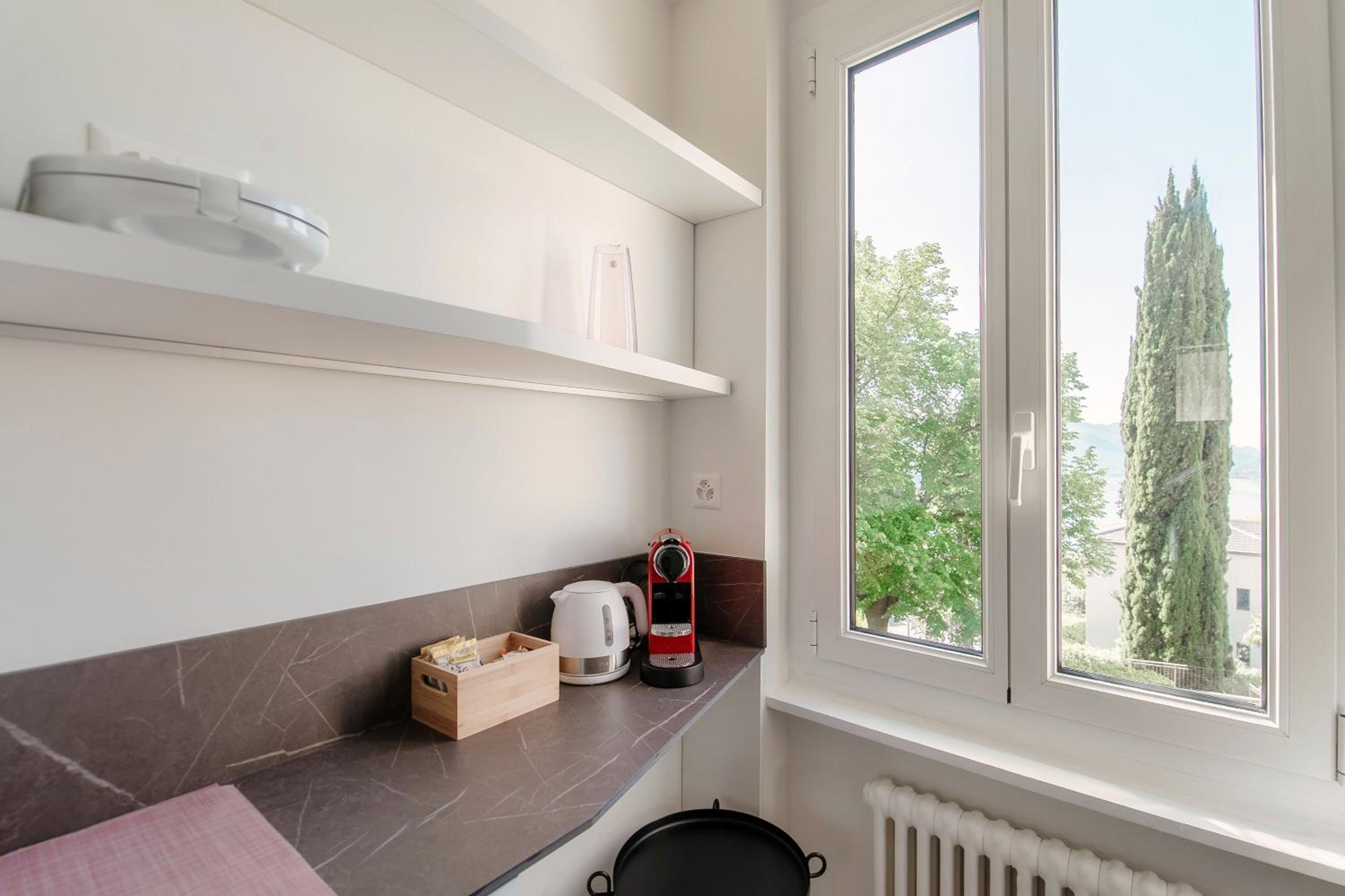 Classic Apartment photo 2