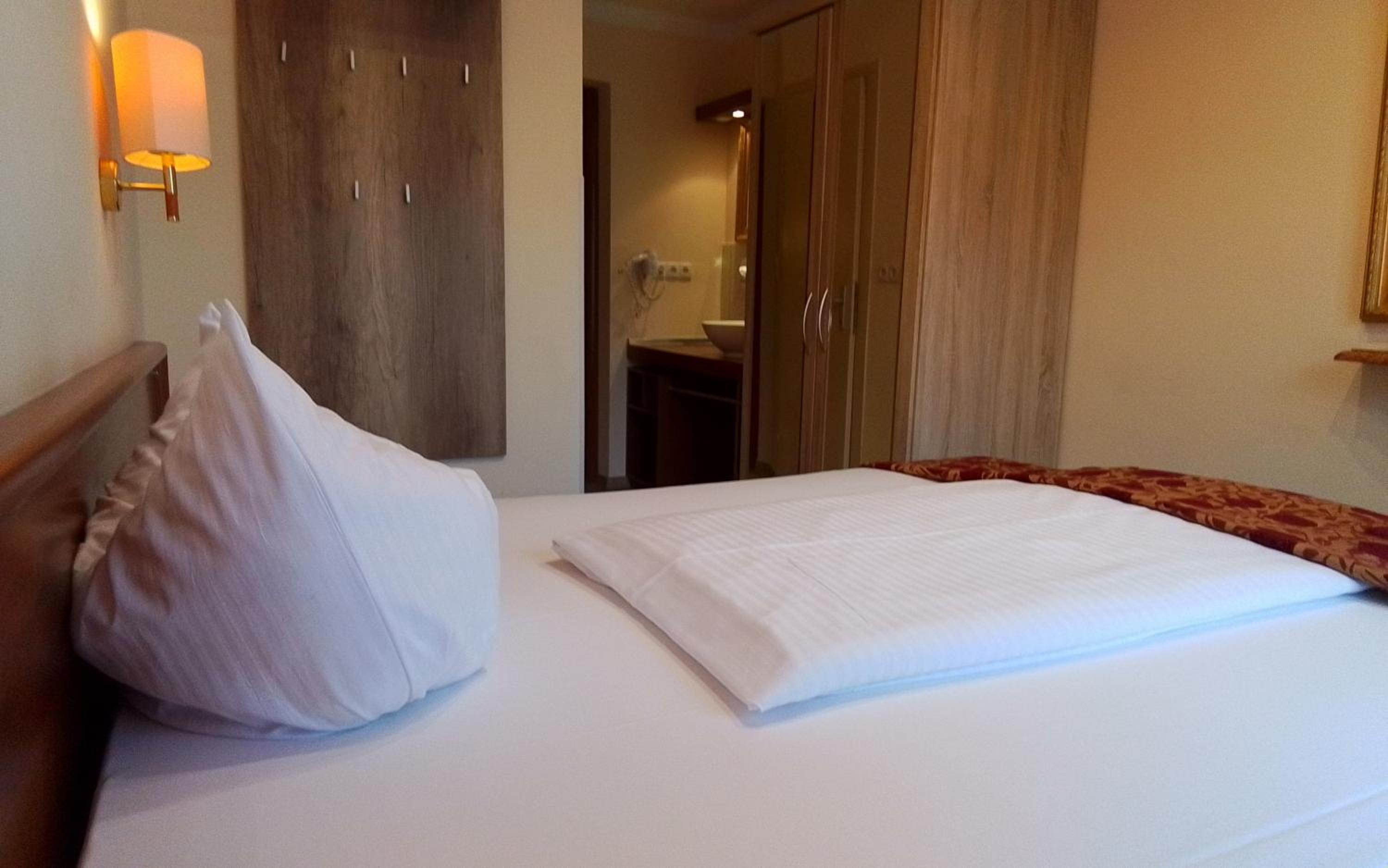 Small Double Room photo 2