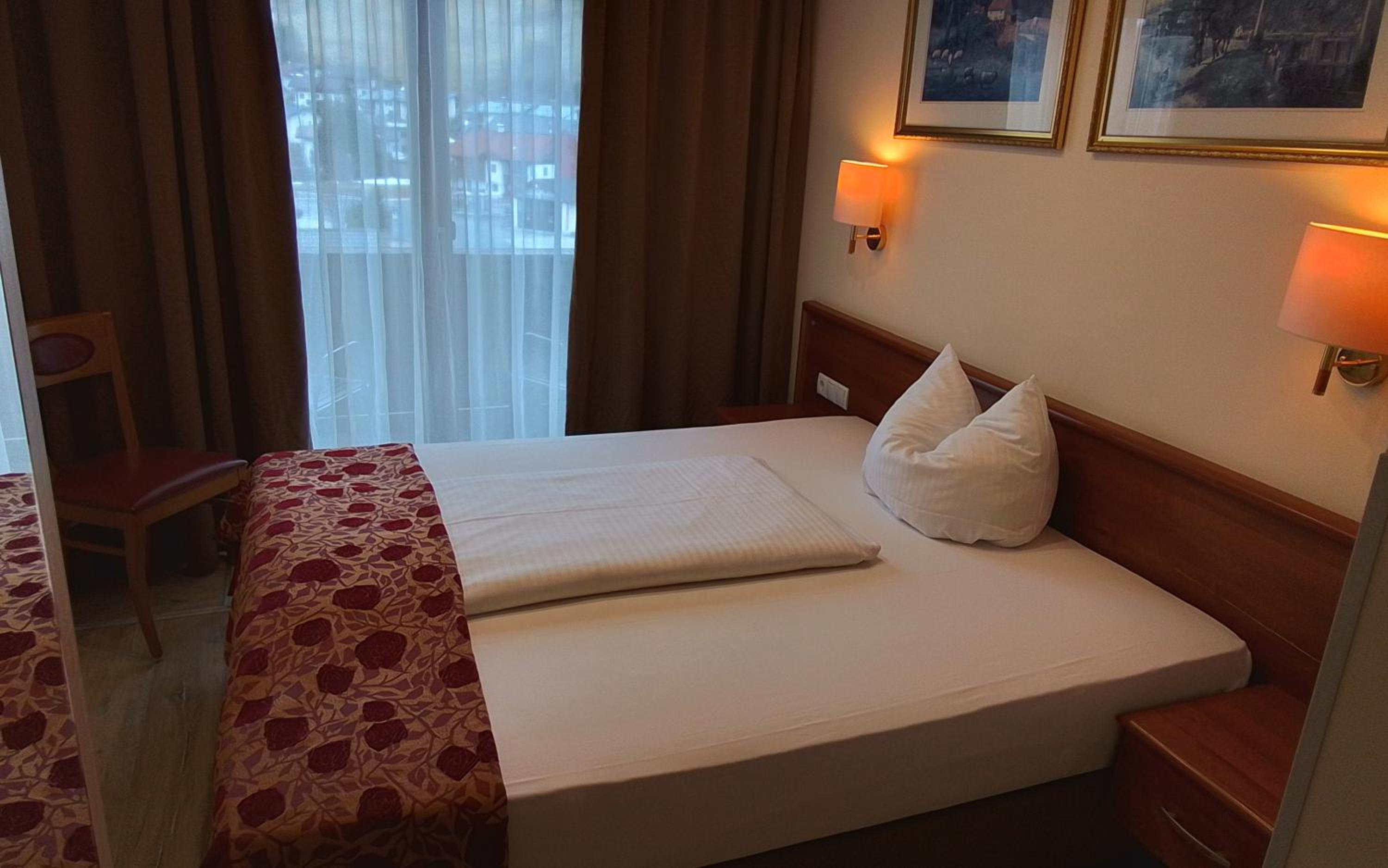 Small Double Room photo 1