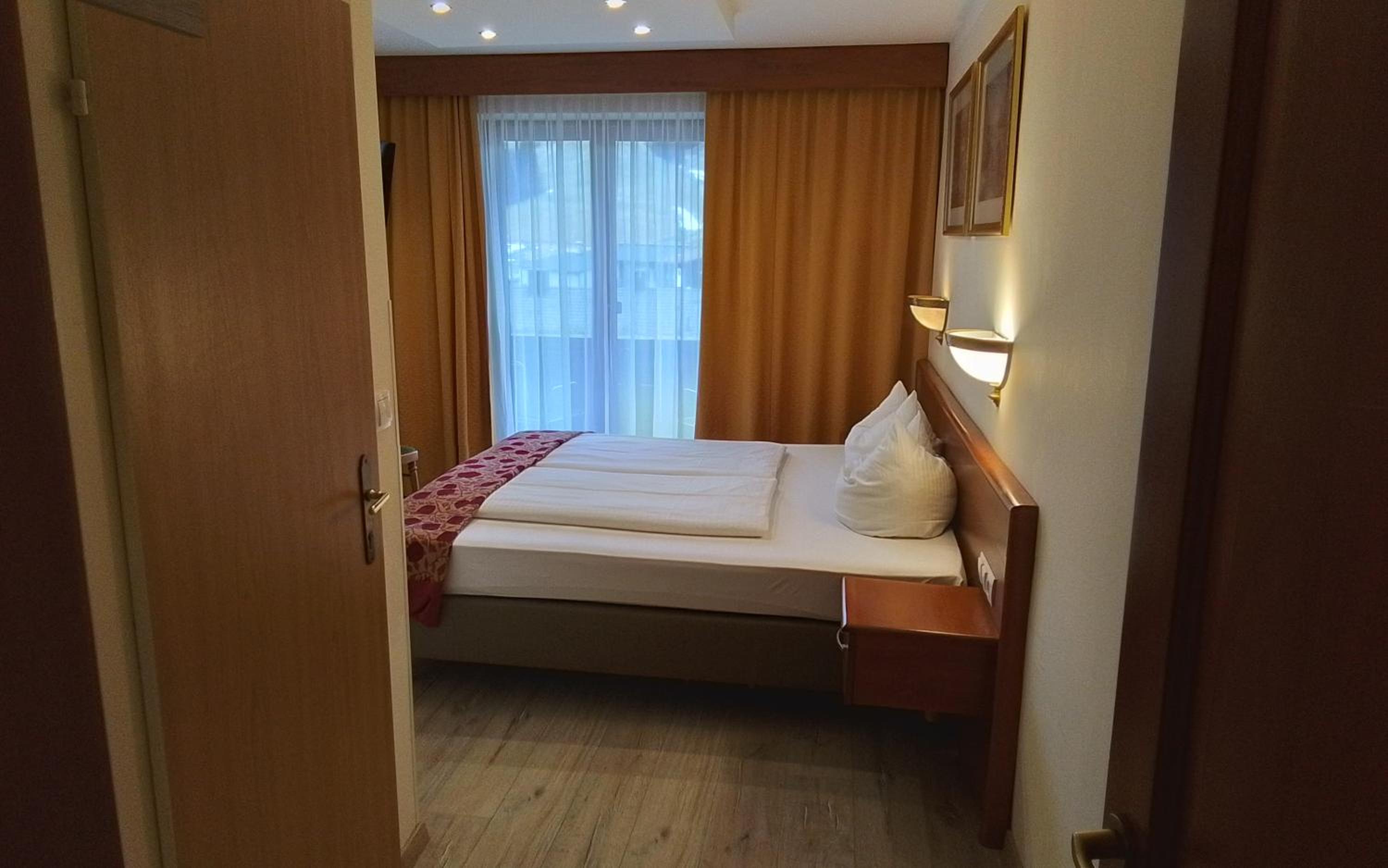 Double Room with Balcony photo 2
