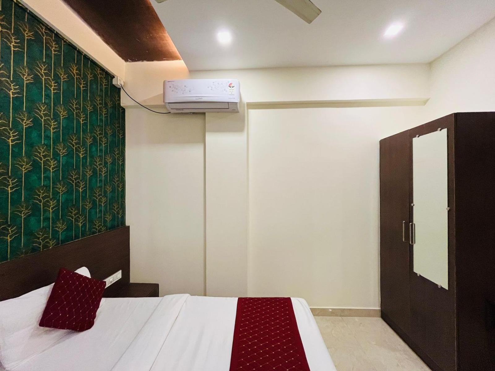Standard Double Room with Fan photo 3