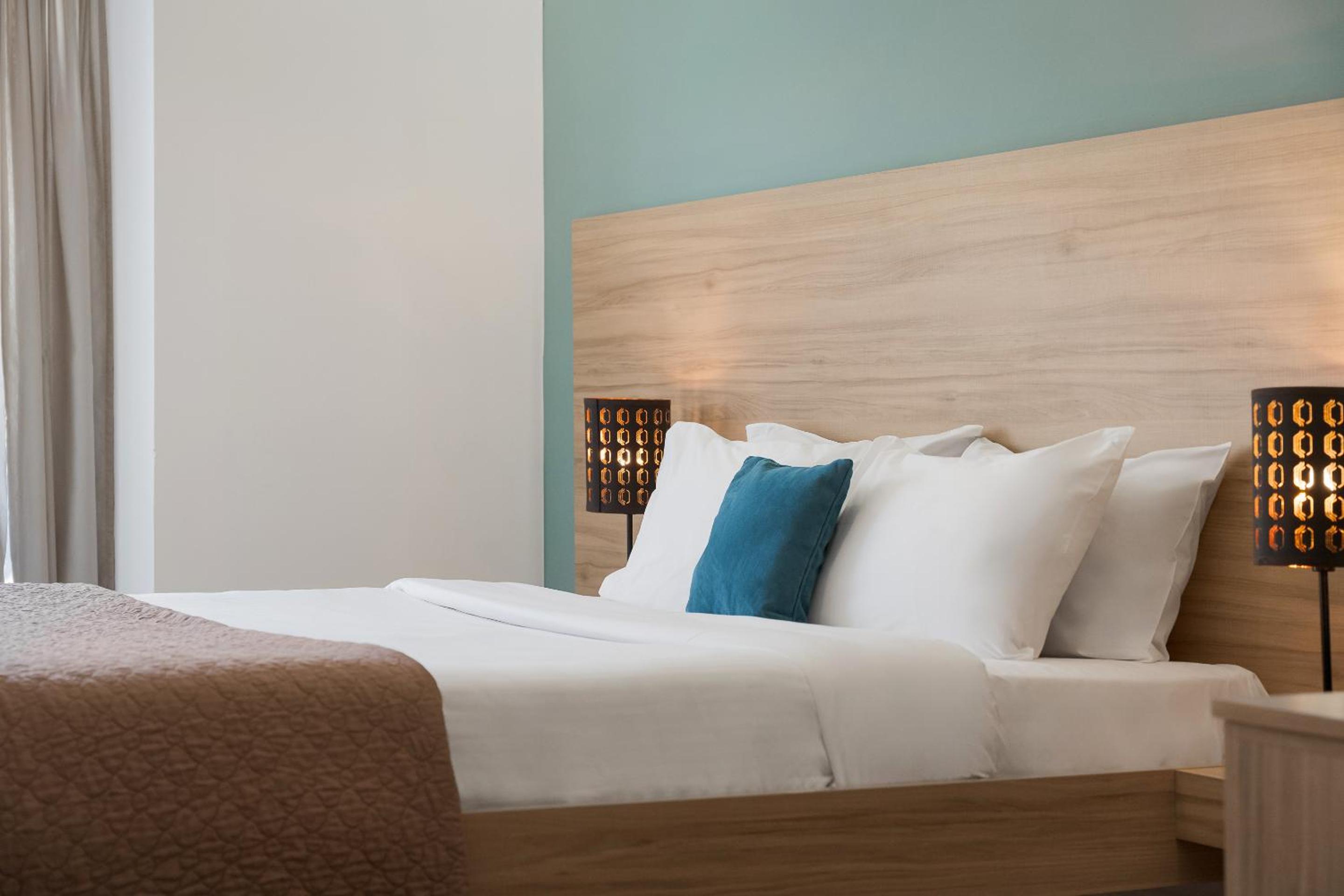Double Room - Photo 4