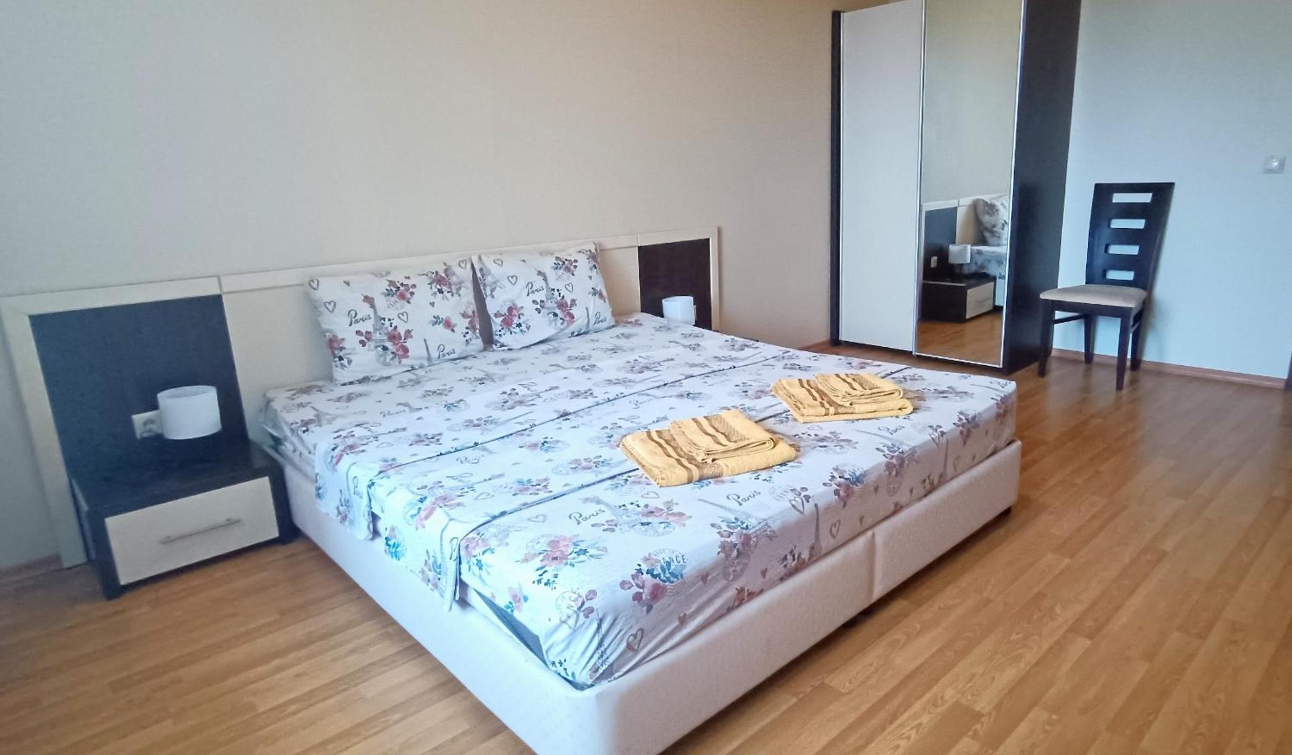 Apartment with View and Balcony photo 3