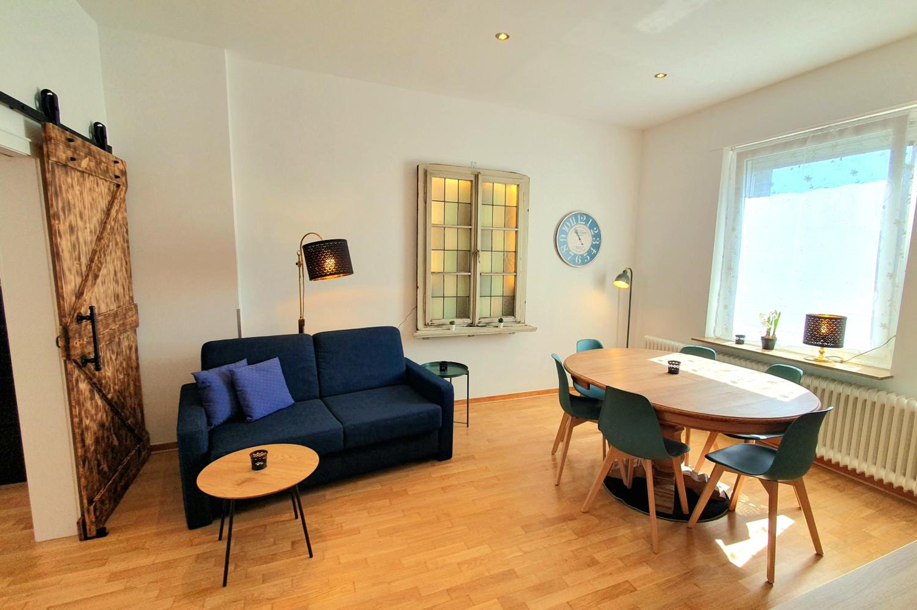 Four-Room Apartment photo 2