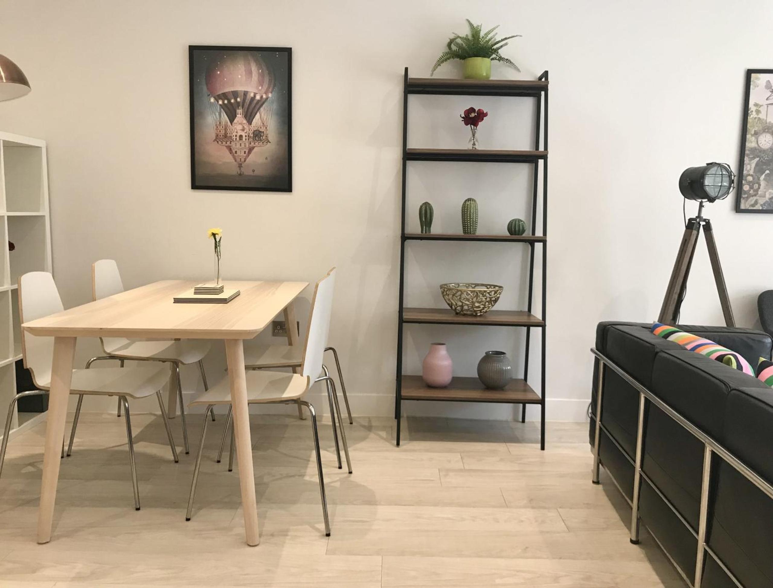 Two-Bedroom Standard Apartment photo 1