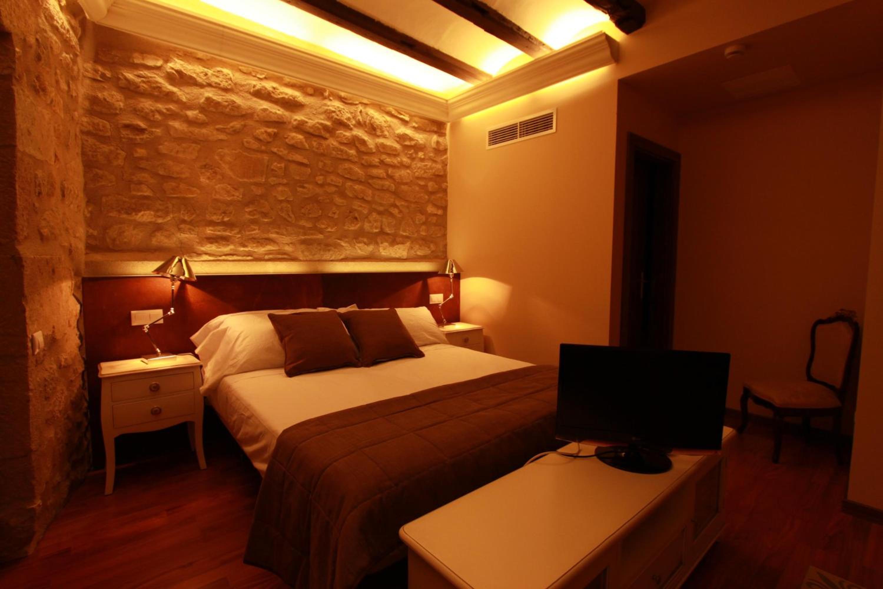 Superior Double Room - Photo 6
