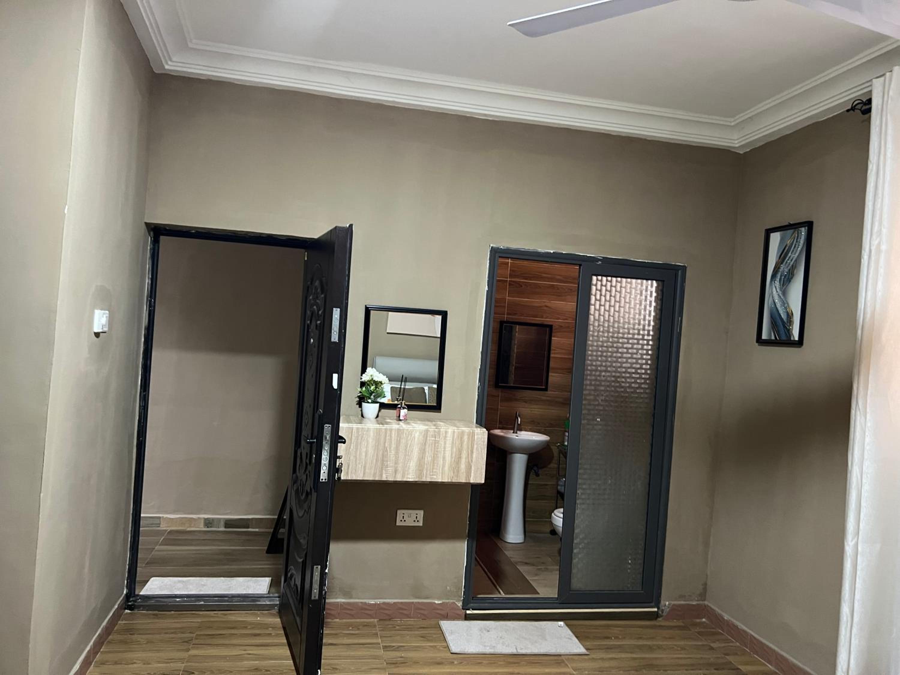 Budget Double Room photo 1