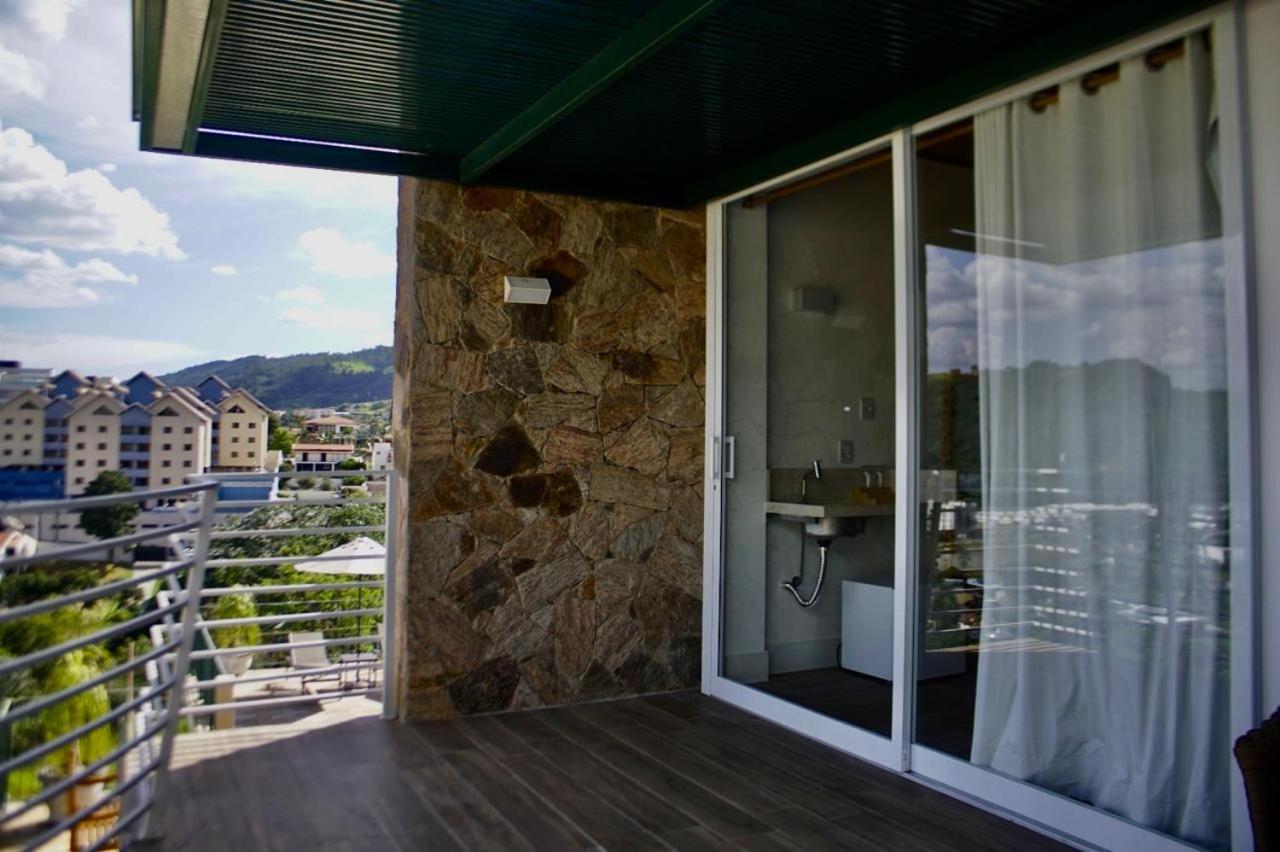 Suite photo 1