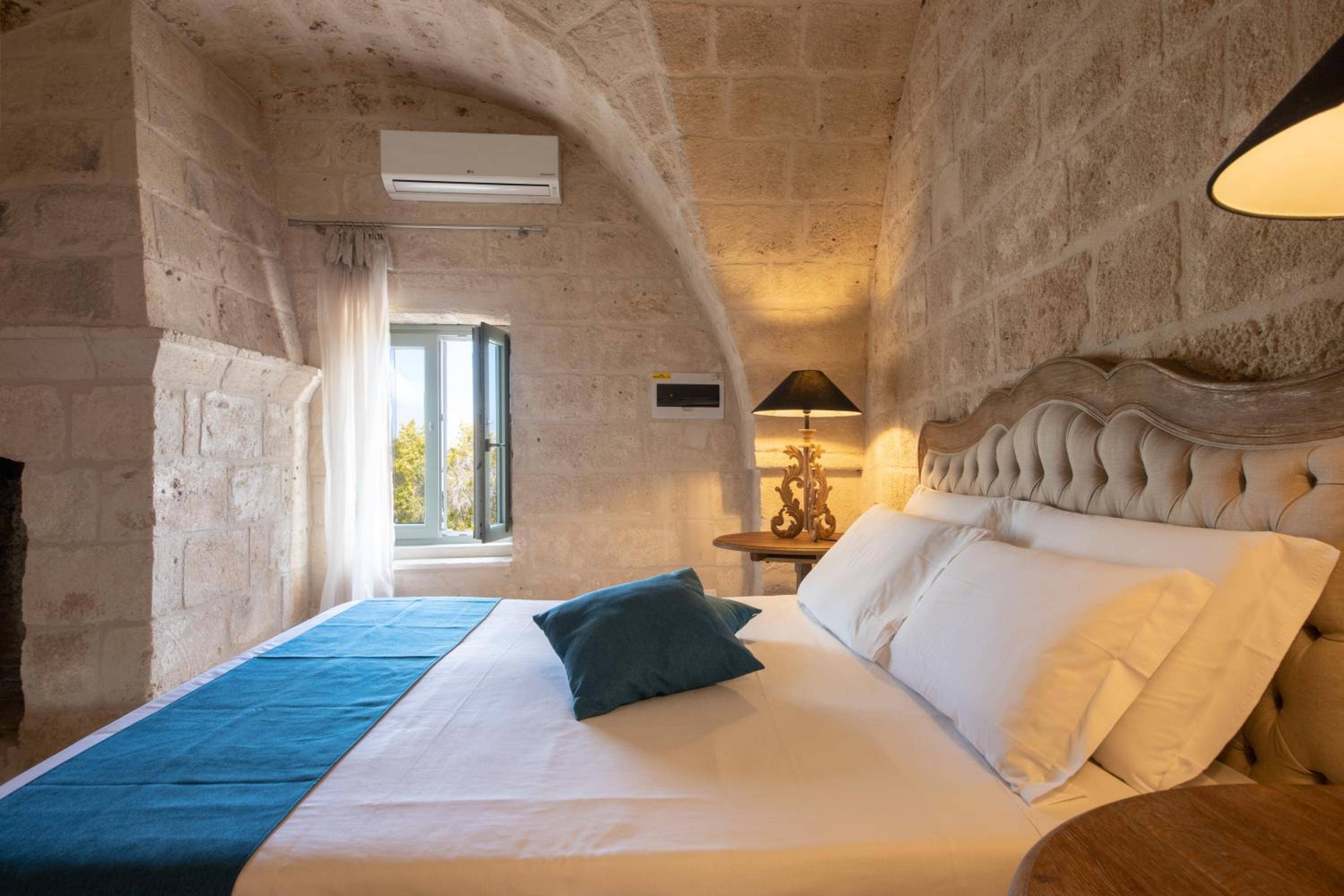 Suite with Terrace photo 2