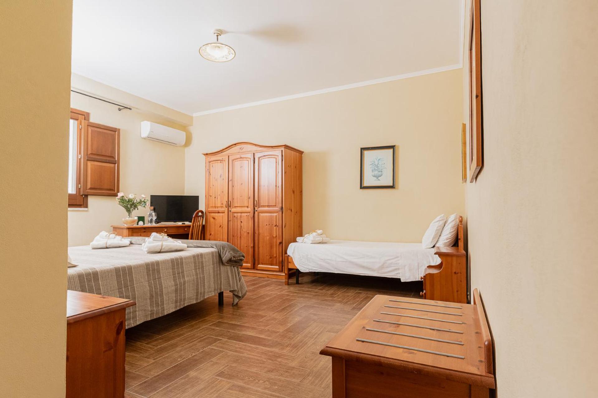Triple Room photo 3