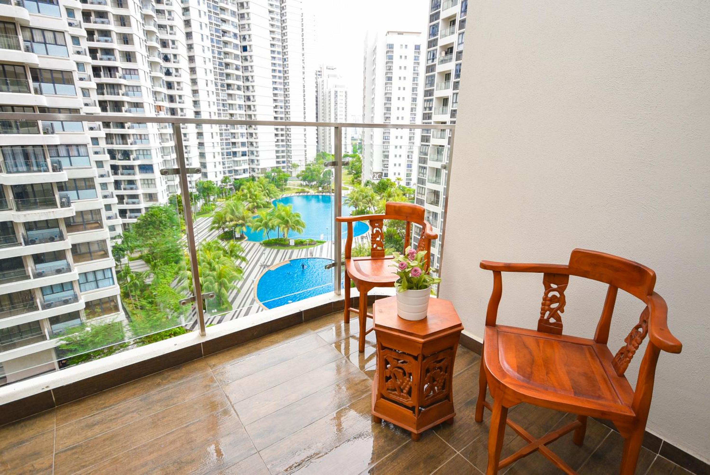 Two-Bedroom Apartment with Pool View