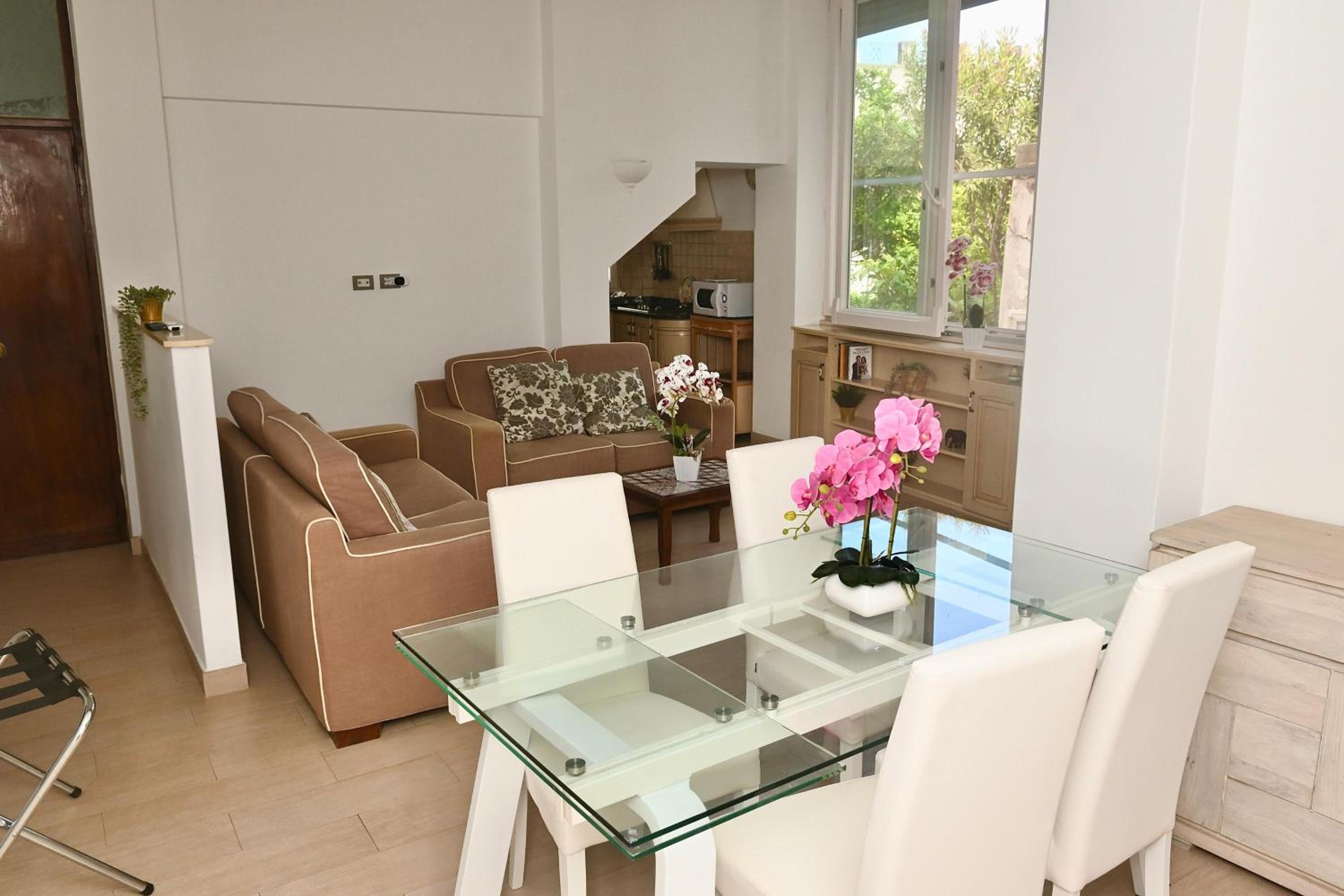 Two-Bedroom Deluxe Apartment