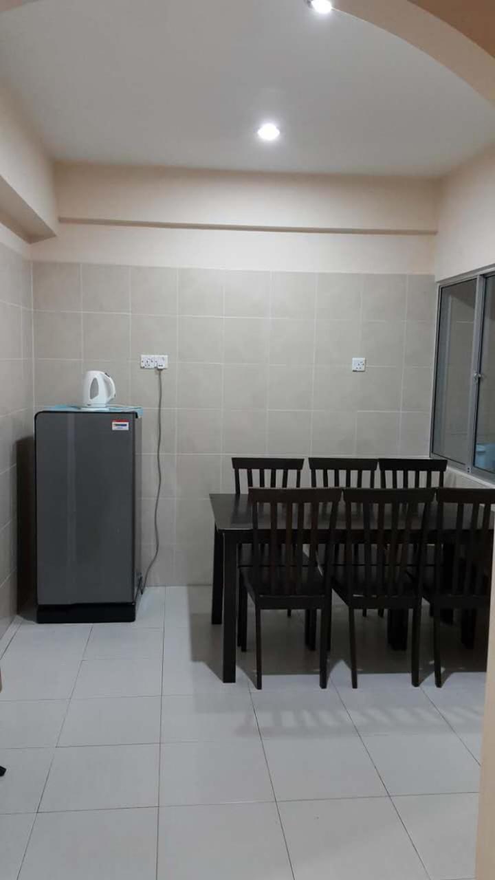 Apartment - Photo 4