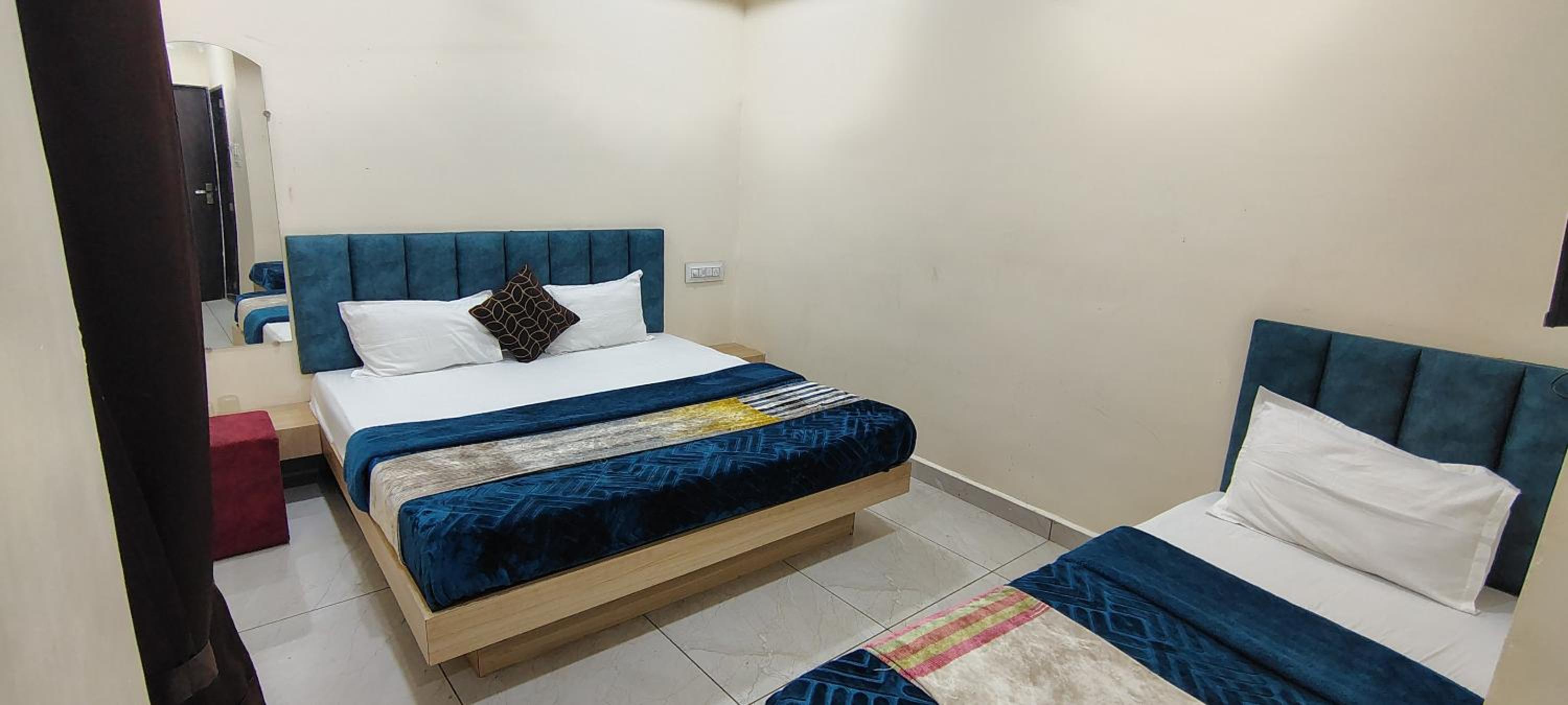 Triple Room with City View photo 2