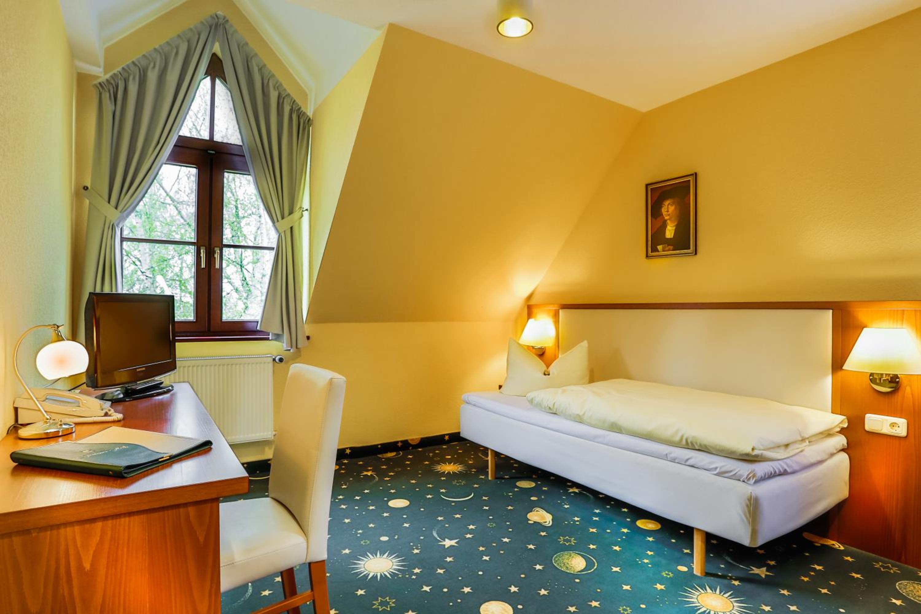 Single Room photo 3
