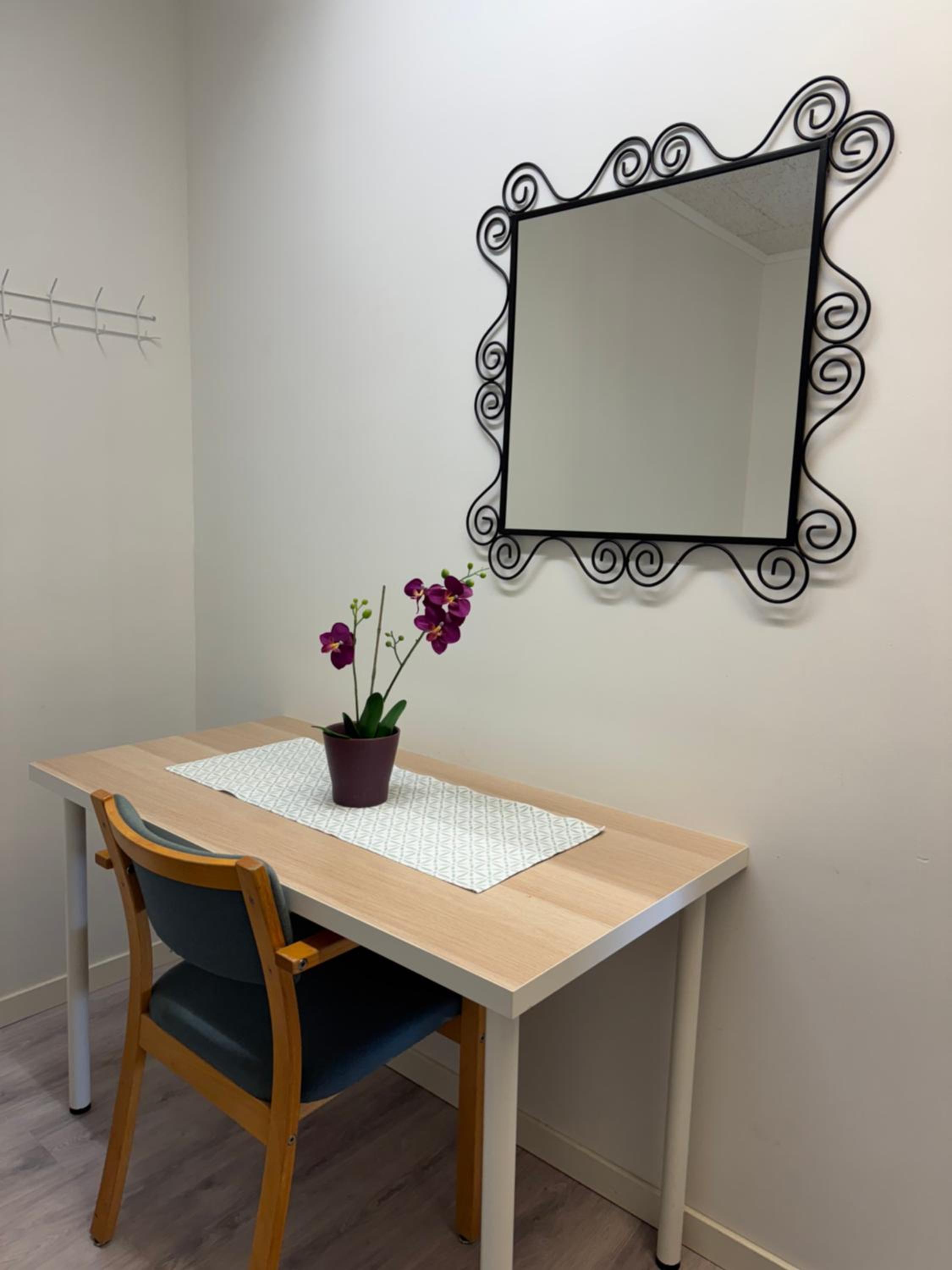 Standard Twin Room - Photo 1