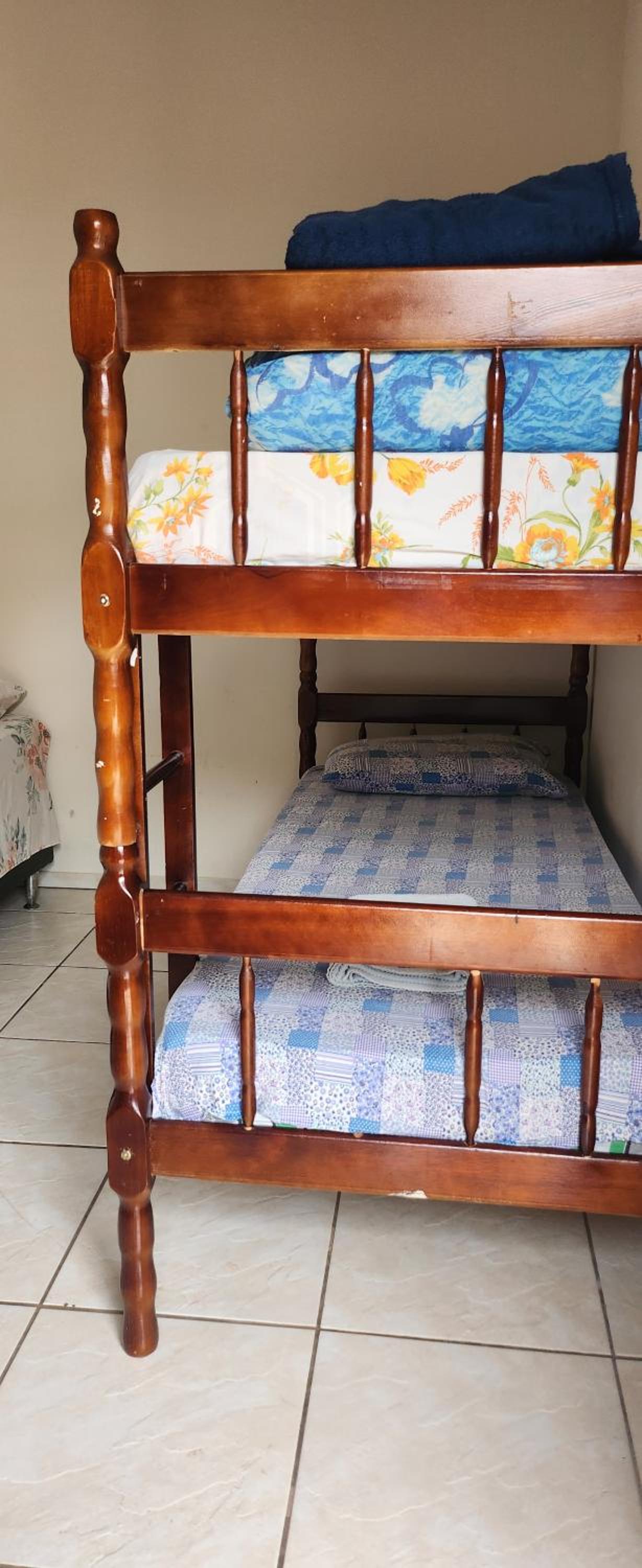 Quadruple Room with Shared Bathroom photo 2