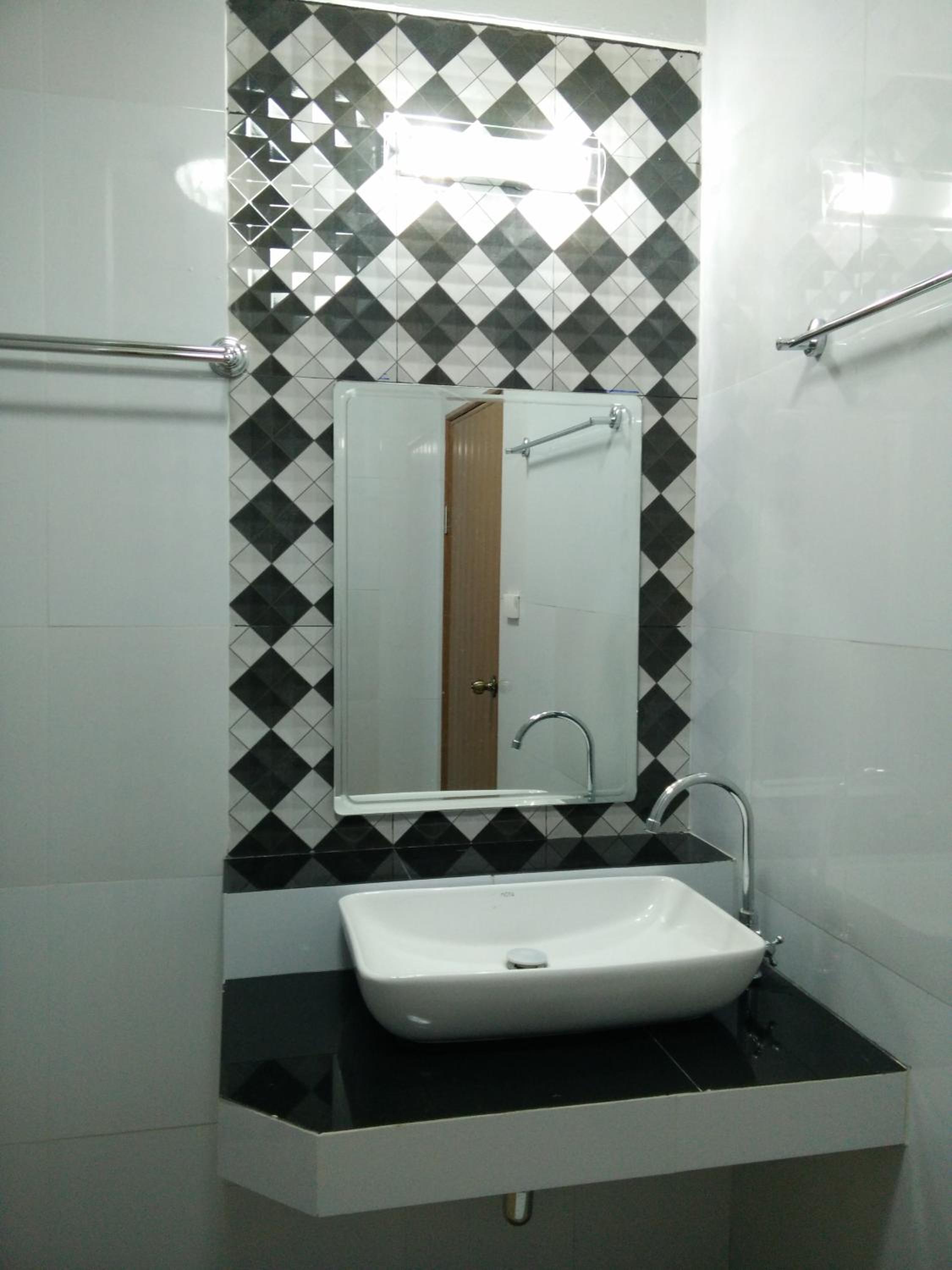 Budget Double Room photo 3