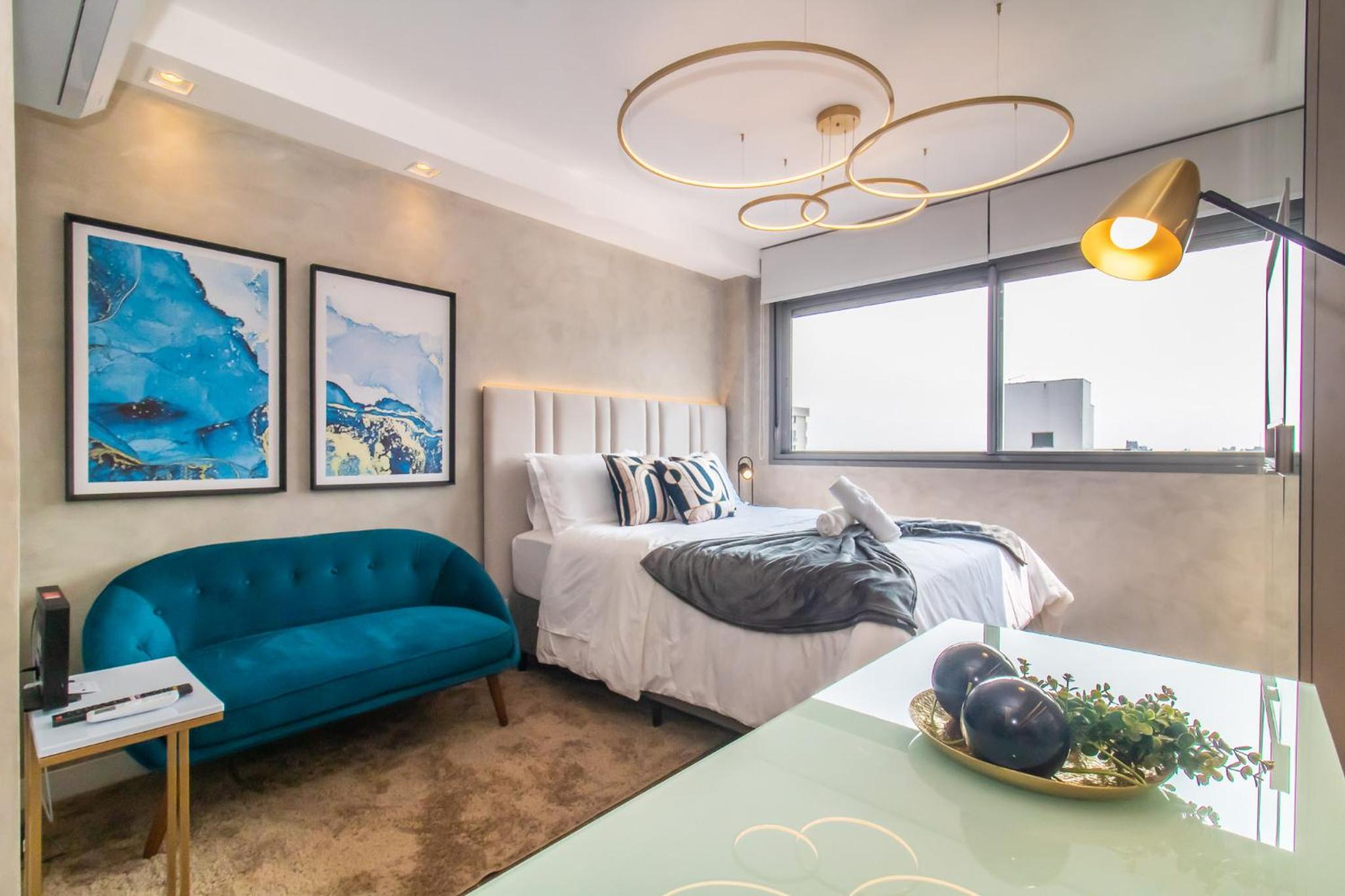 Studio Apartment with Queen Bed