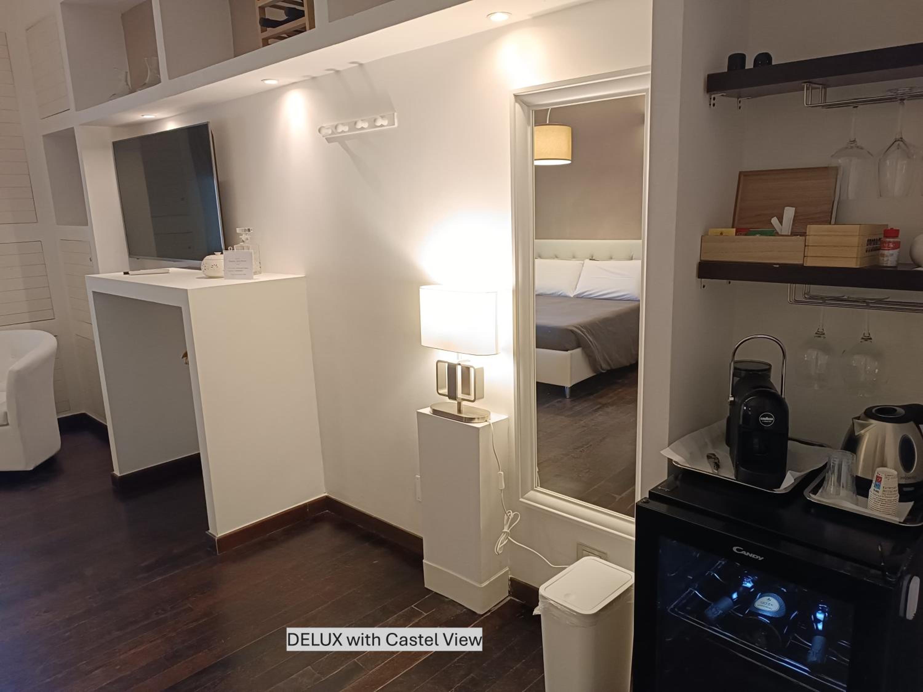 Deluxe Double Room with Castle View - Photo 26