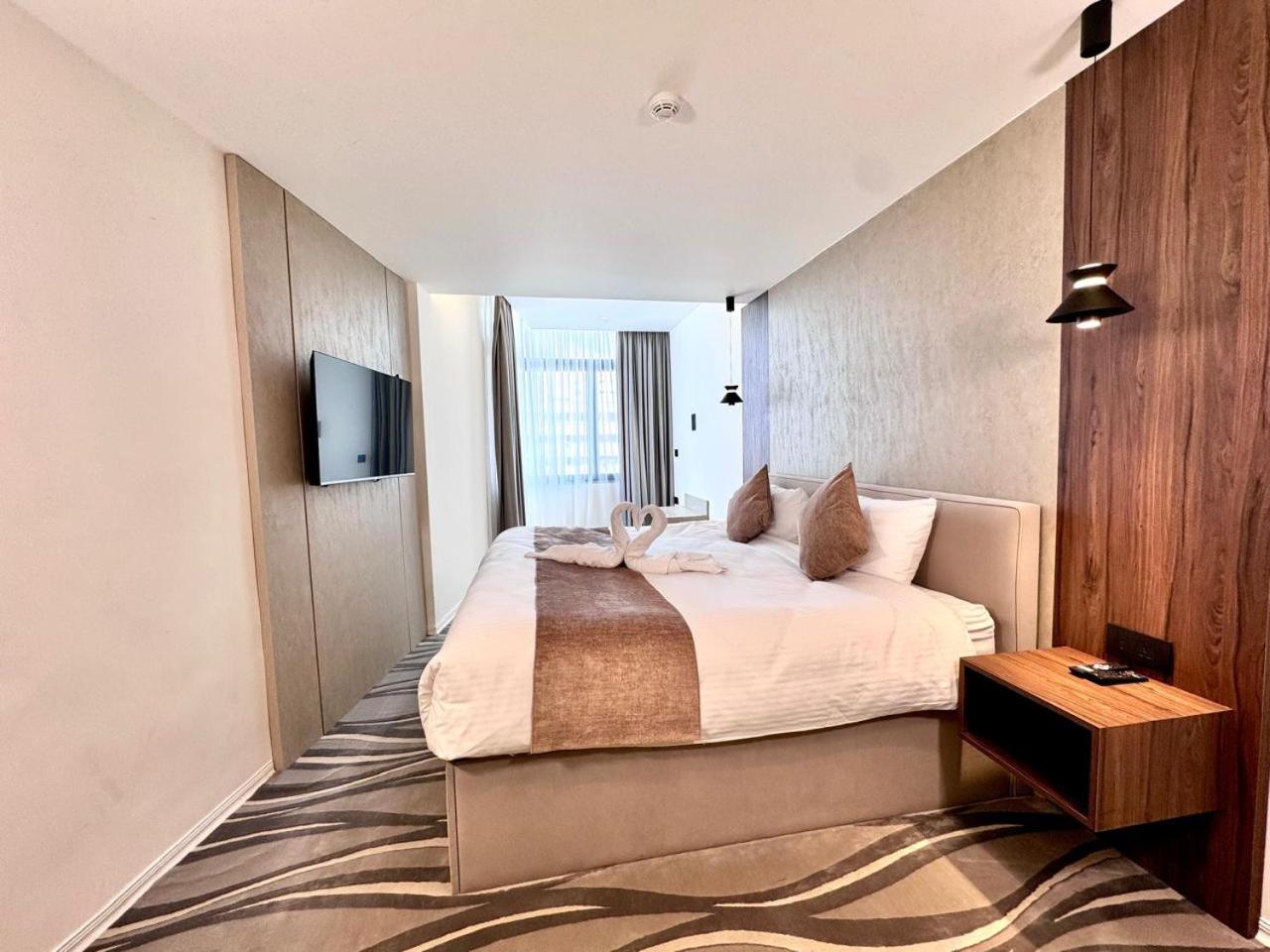Superior King Room - Photo 1