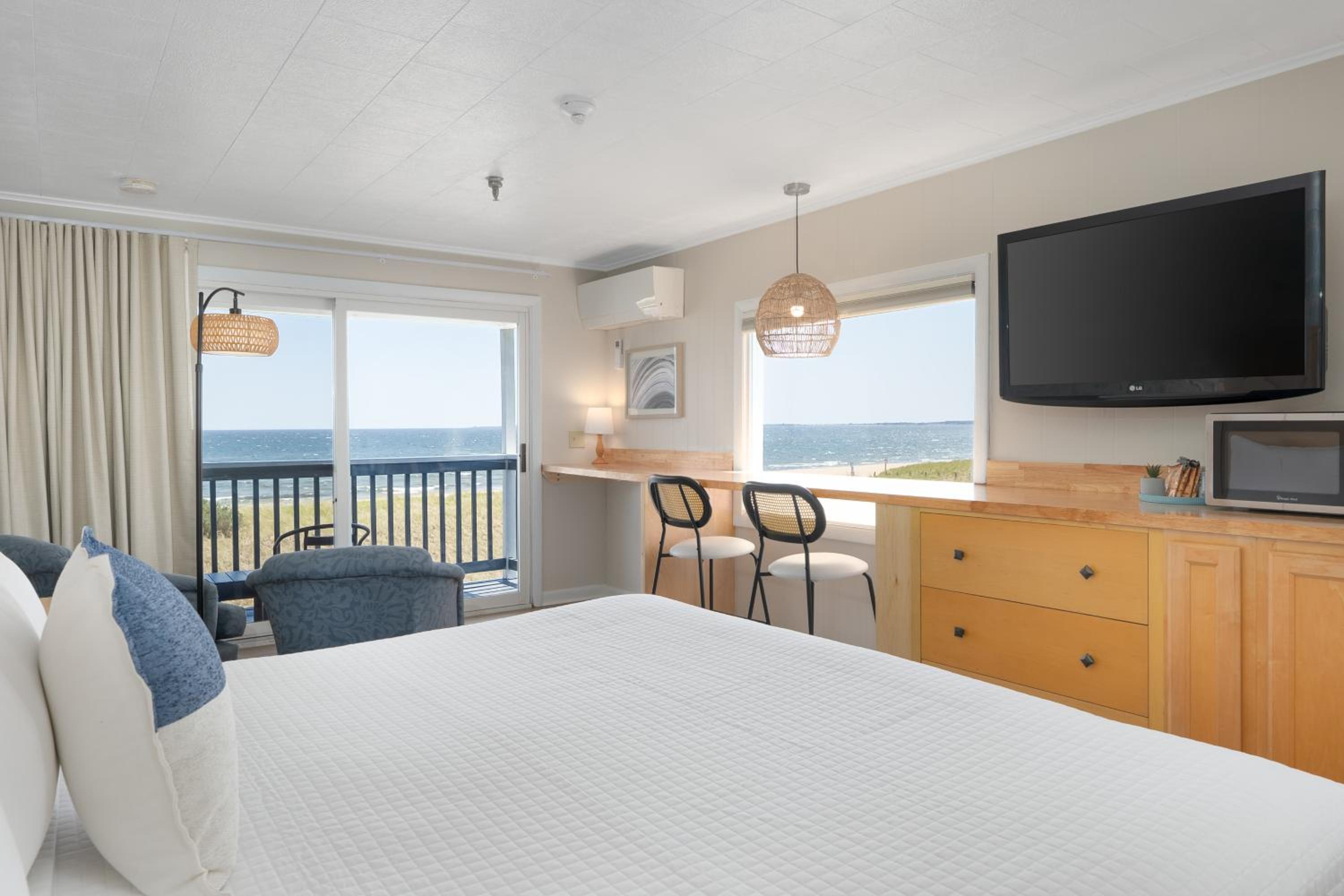 Oceanfront King Studio