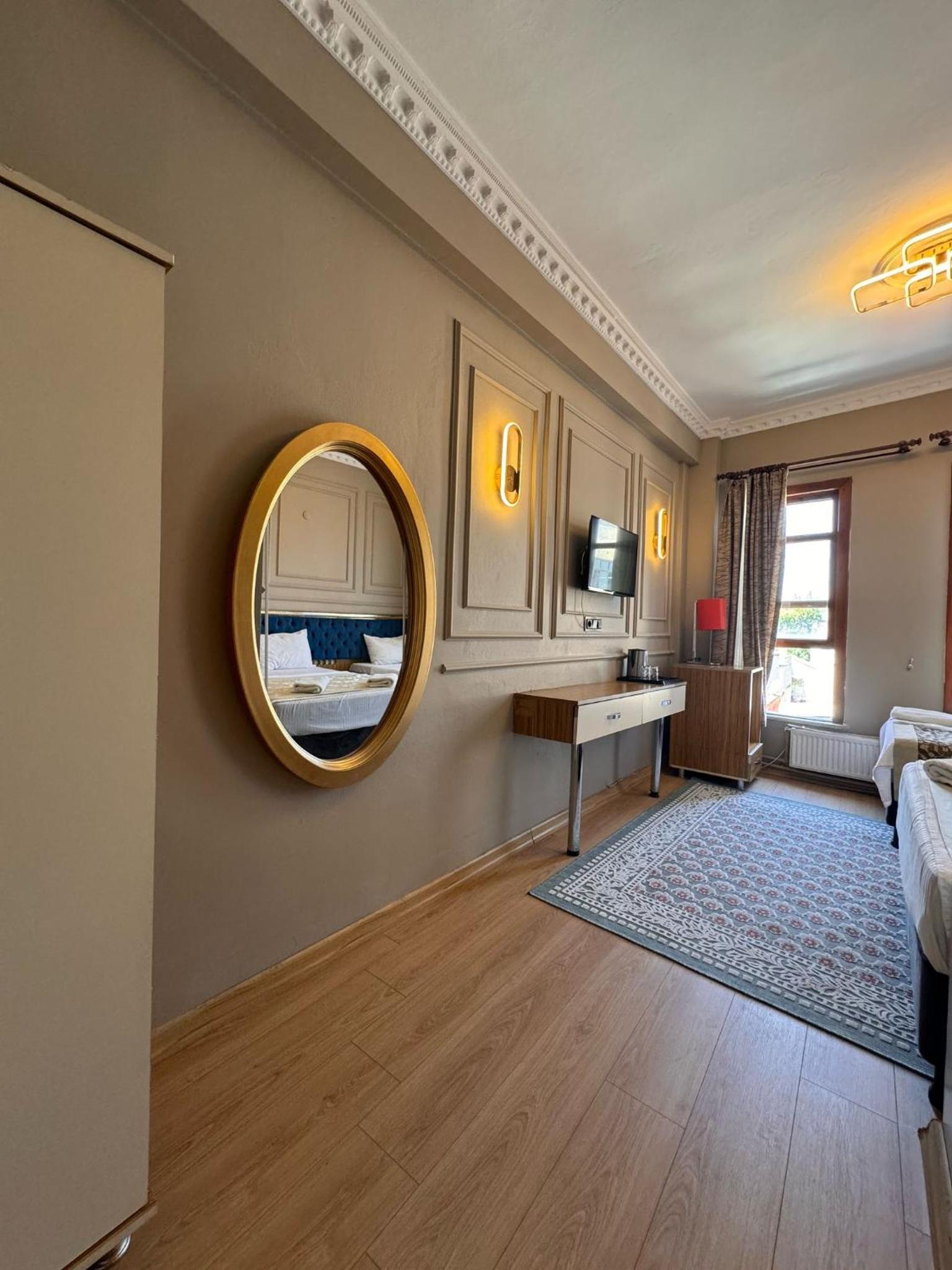 Standard Triple Room photo 2
