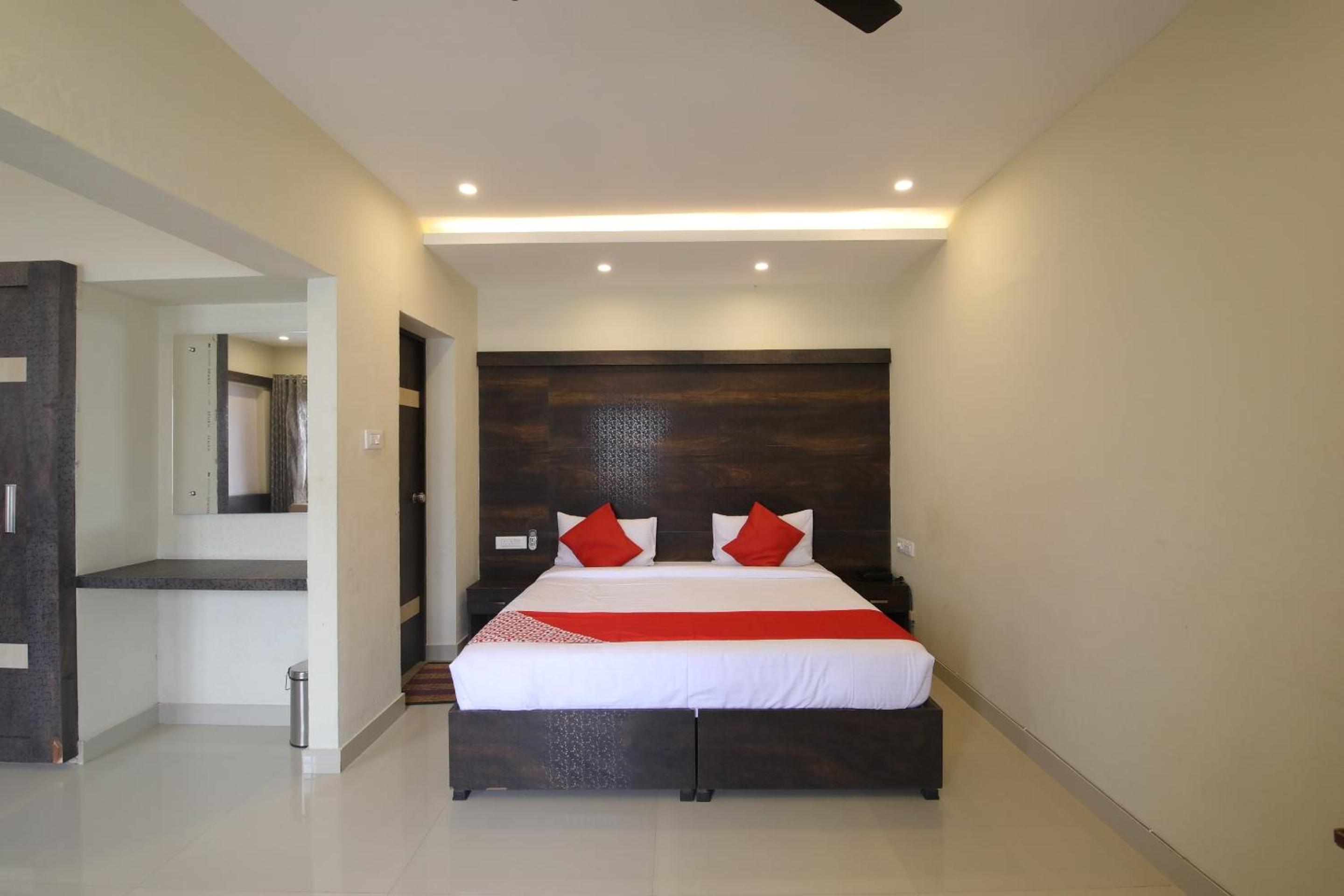 Deluxe Triple Room photo 3