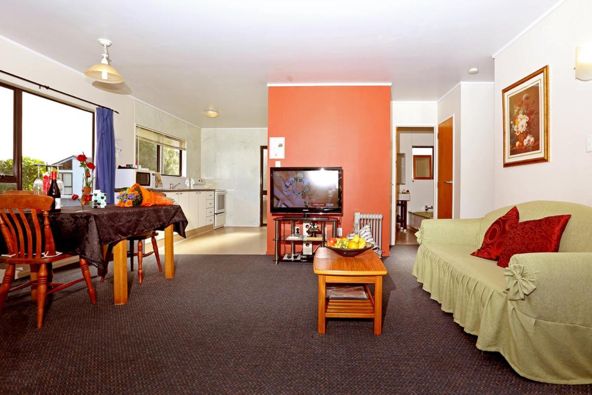 Two-Bedroom Apartment photo 1
