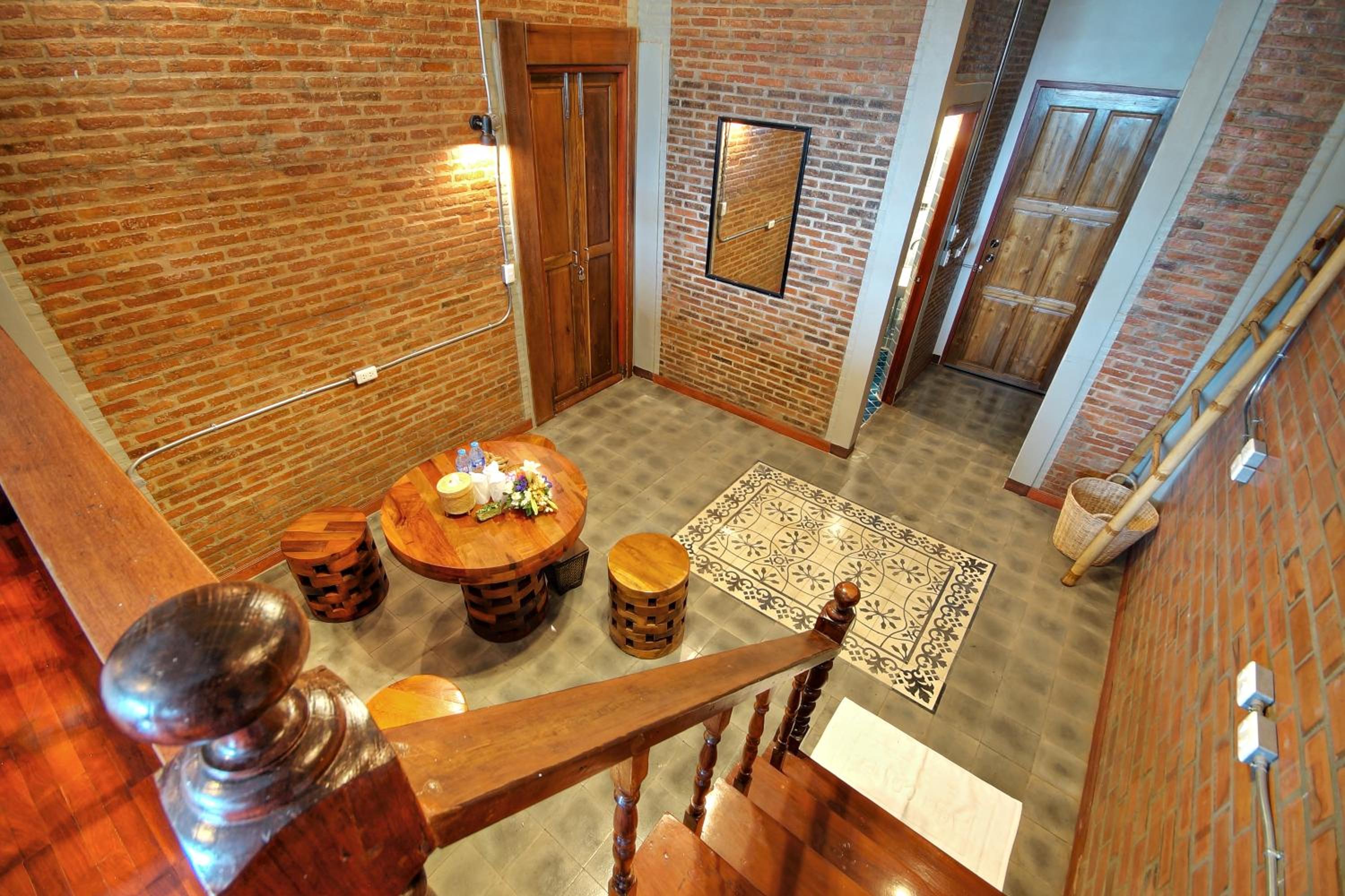 Triple Room - Photo 8