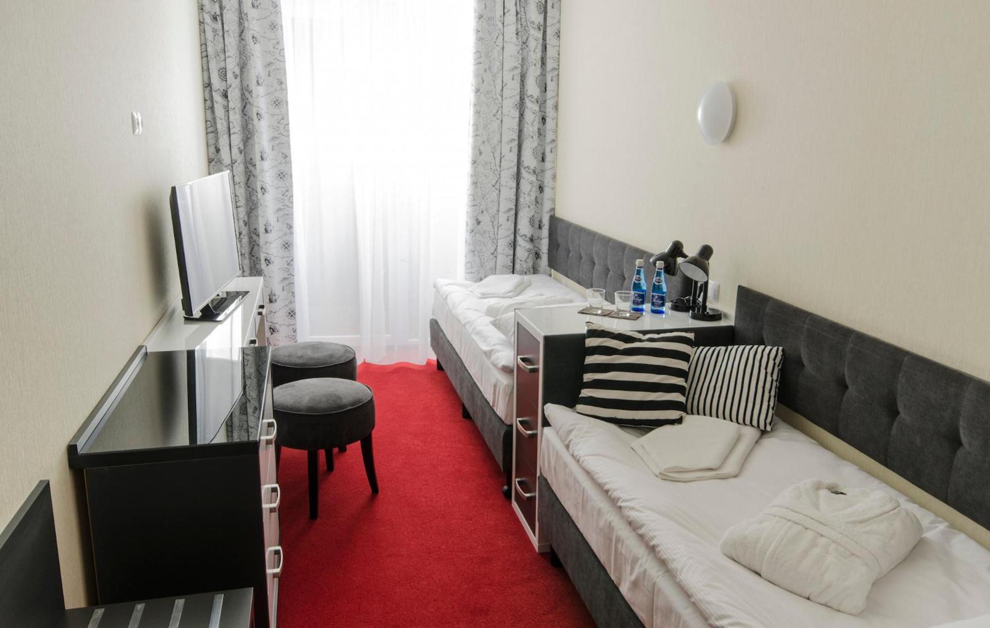 Family Suite with Balcony photo 3