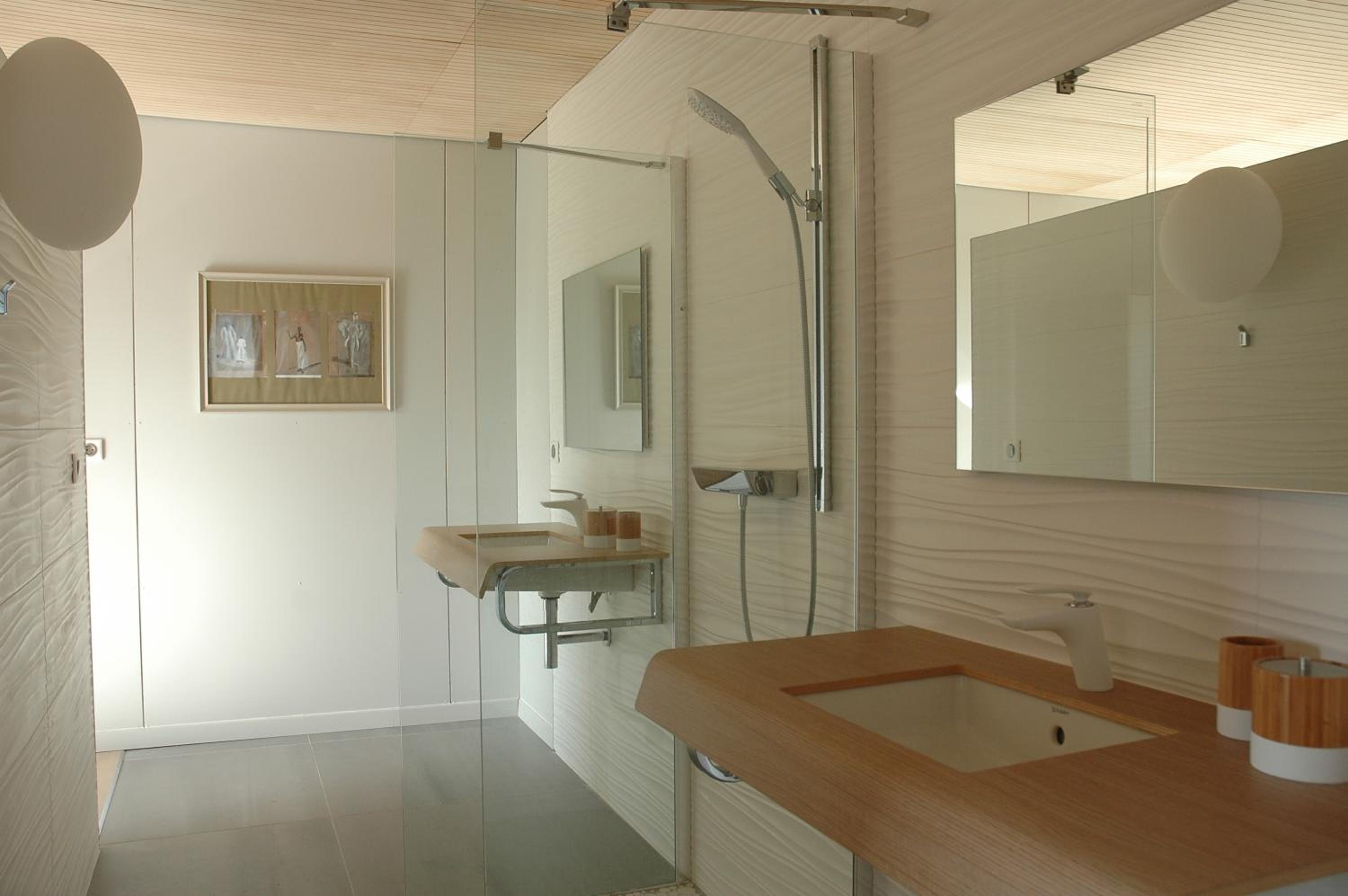 King Room with Spa Bath