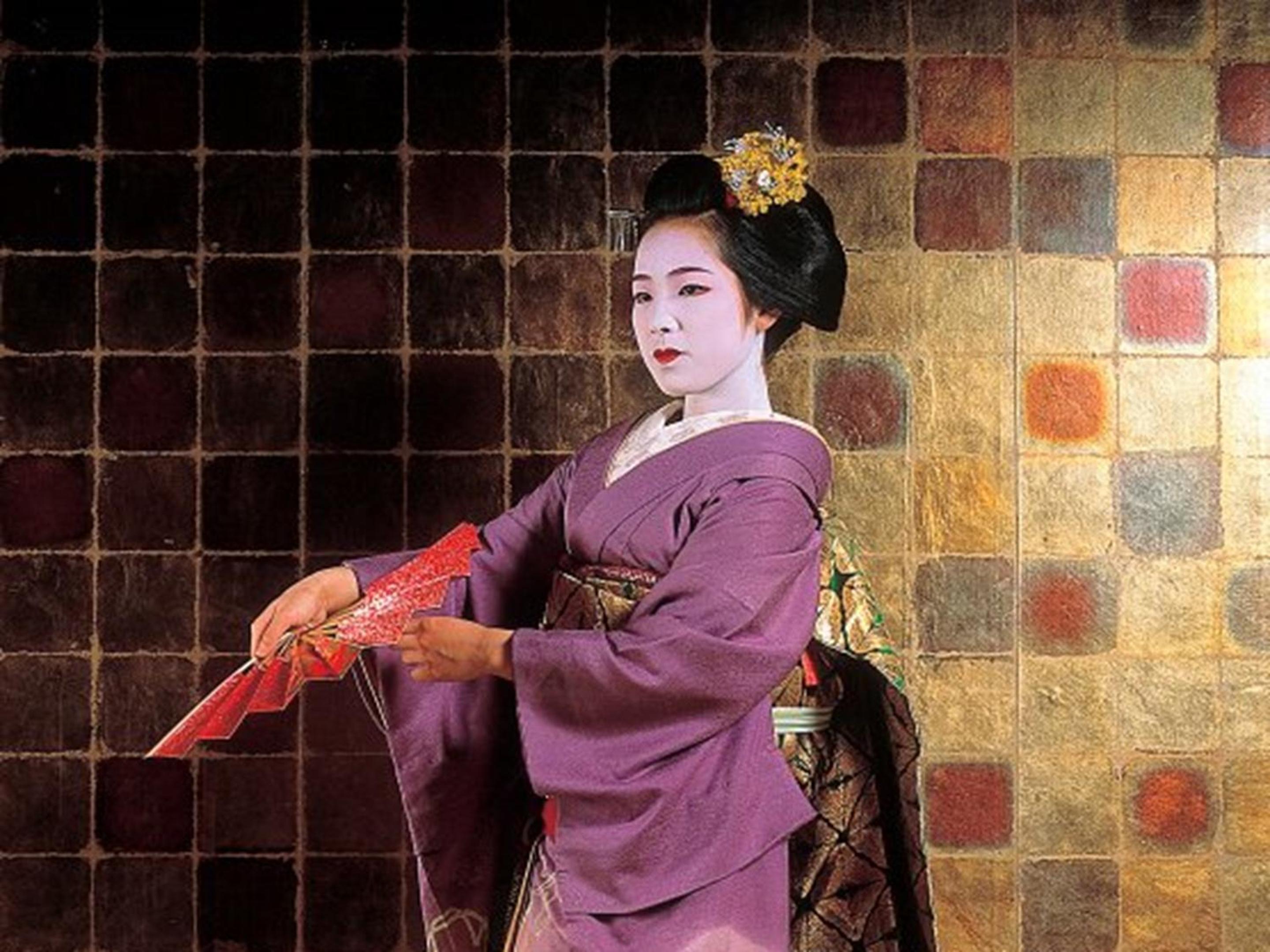 Japanese style room with hot spring bath with breakfast & dinner with  Maiko viewing photo 1