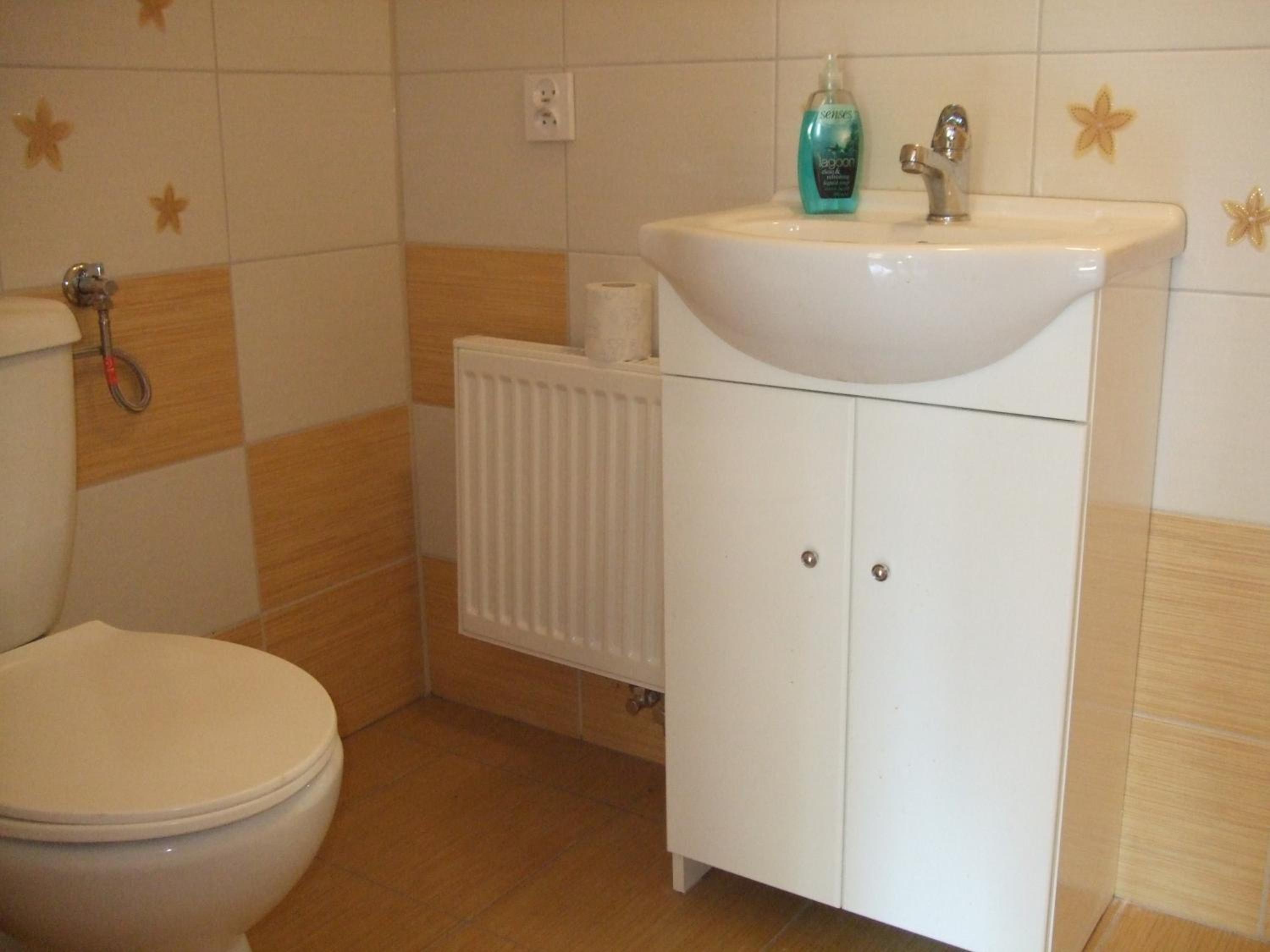 Triple Room - Photo 9