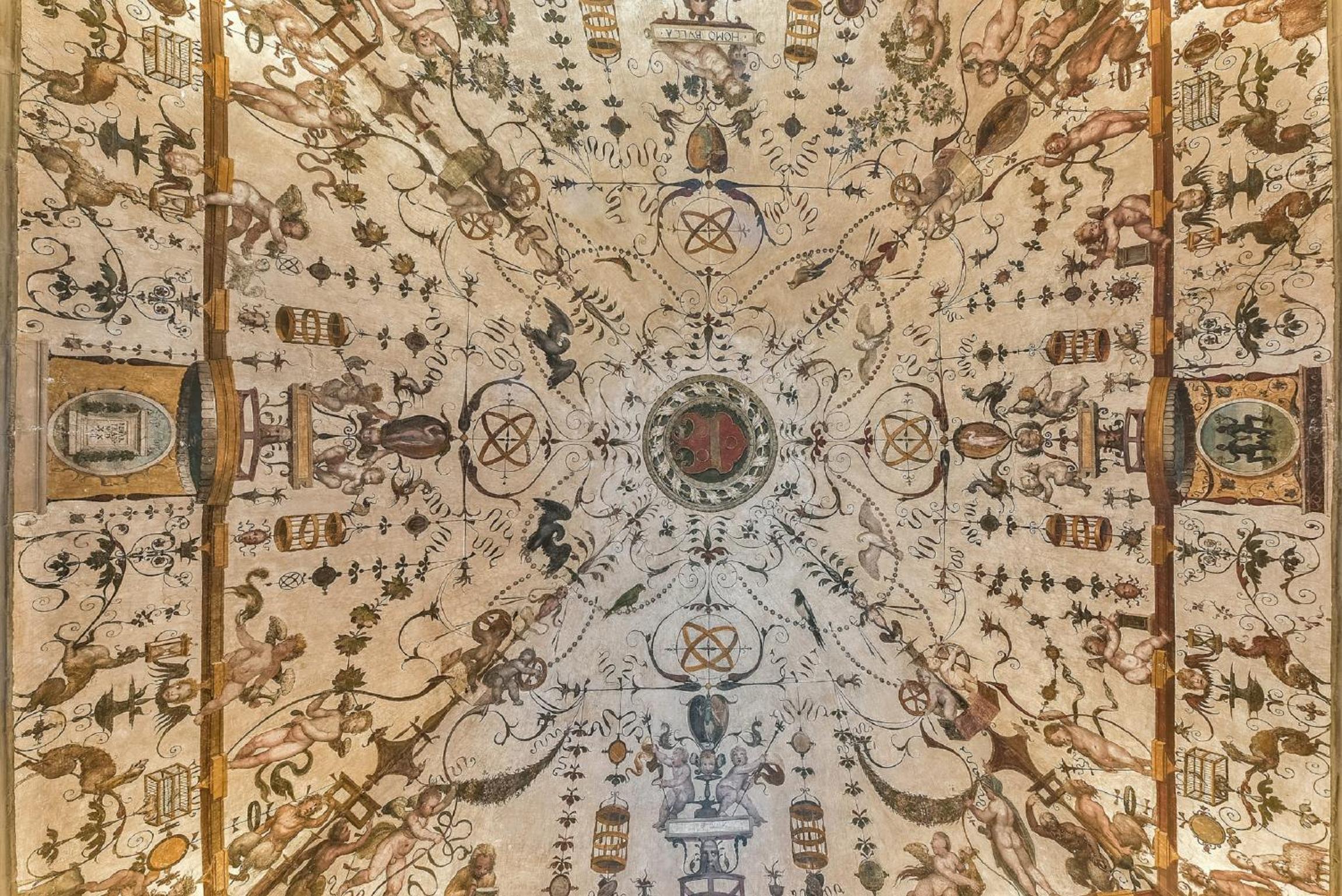 Imperial Suite - Photo 27