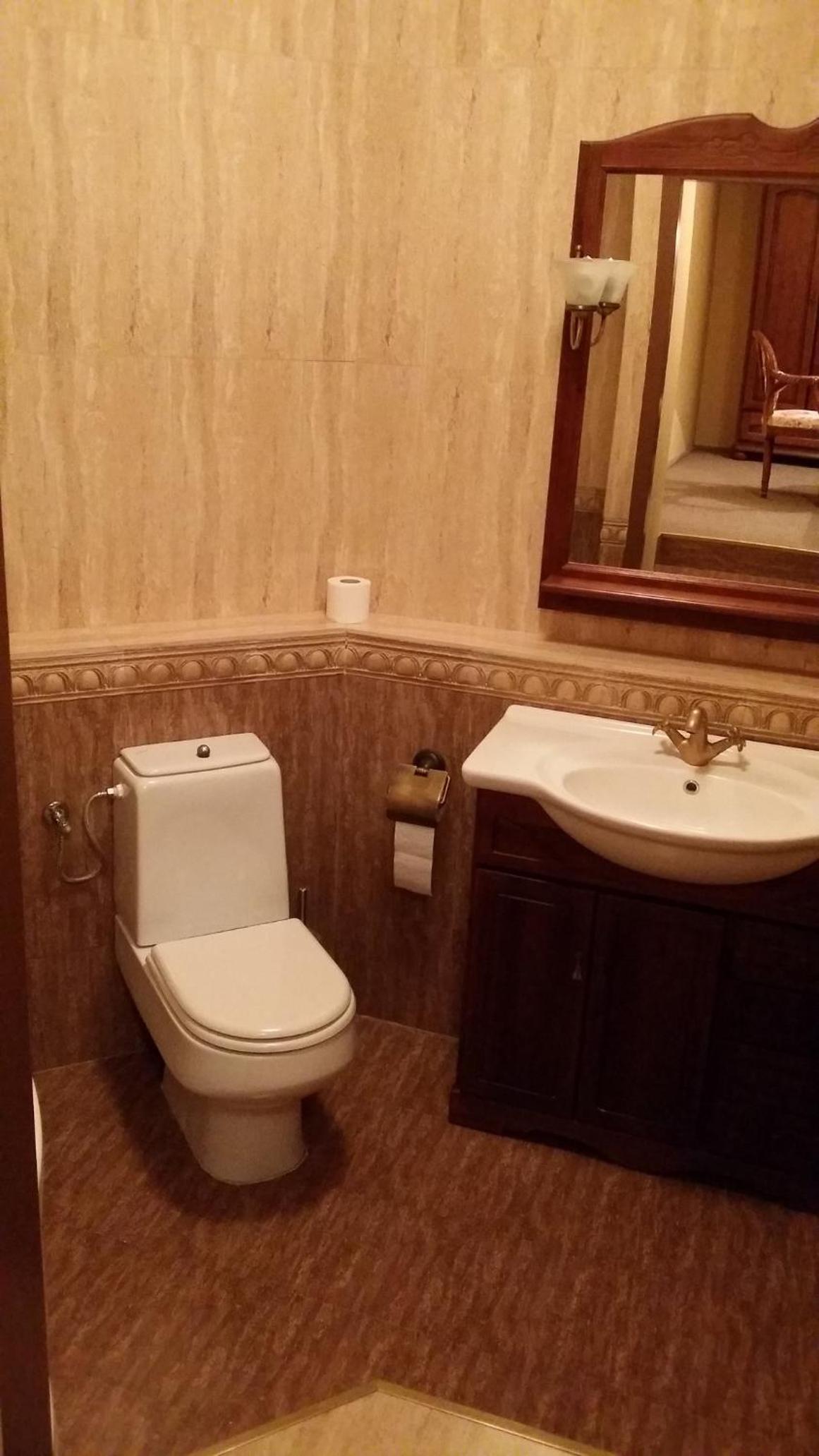 Twin Room - Photo 3
