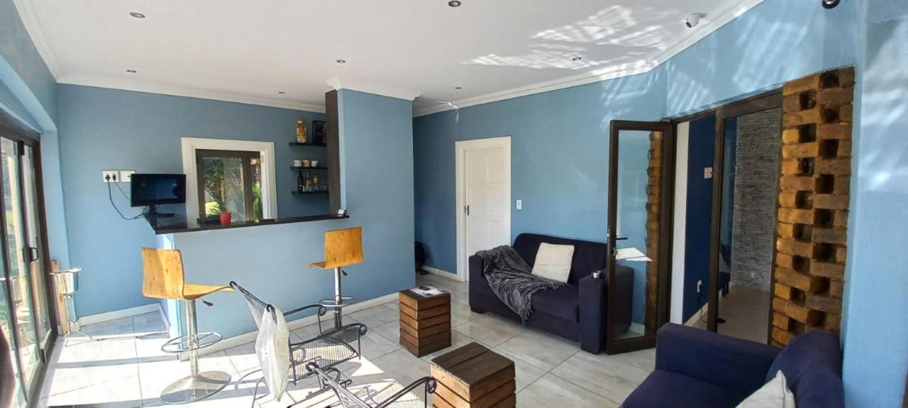 Executive Suite photo 1