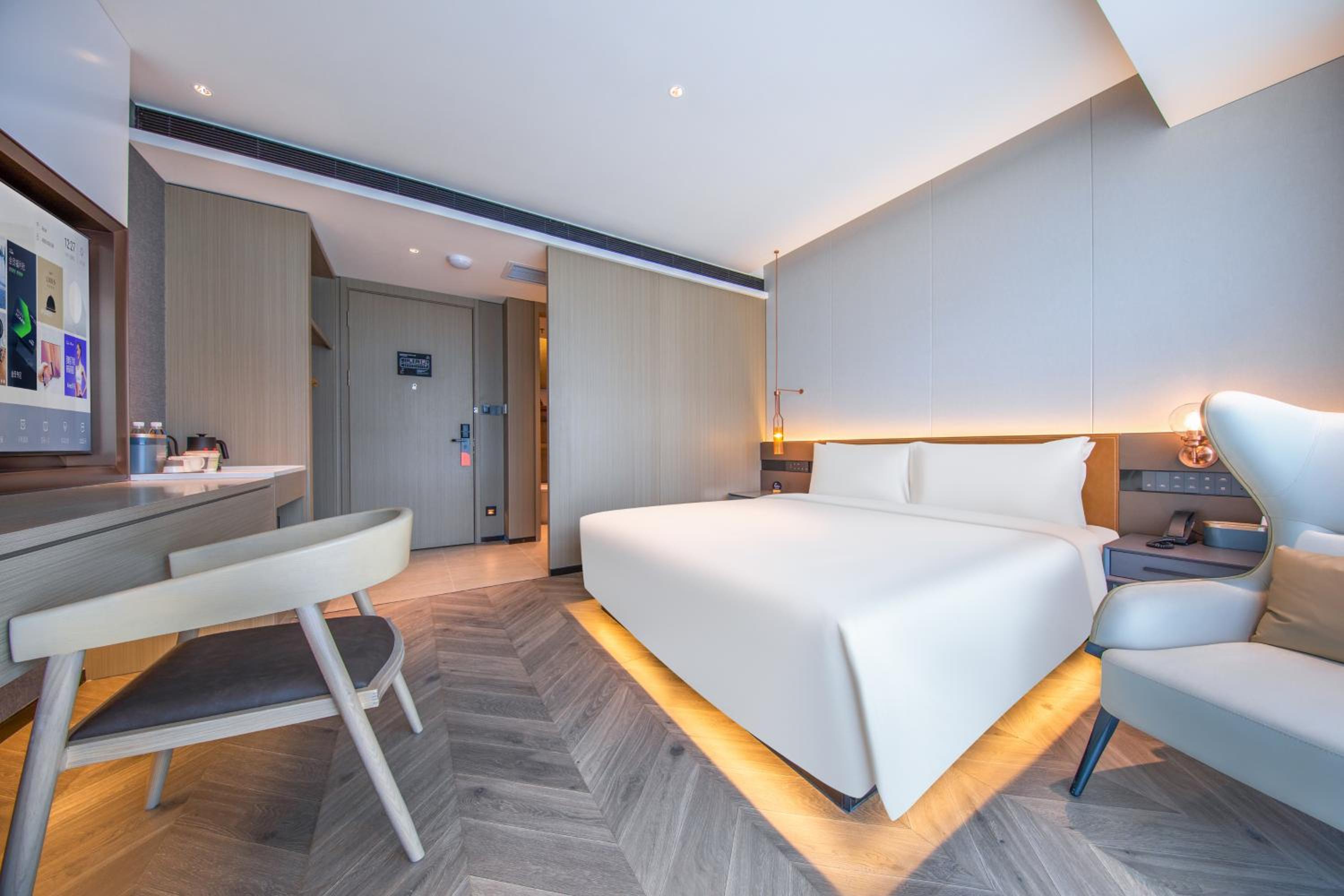 Elegant Double Room photo 2