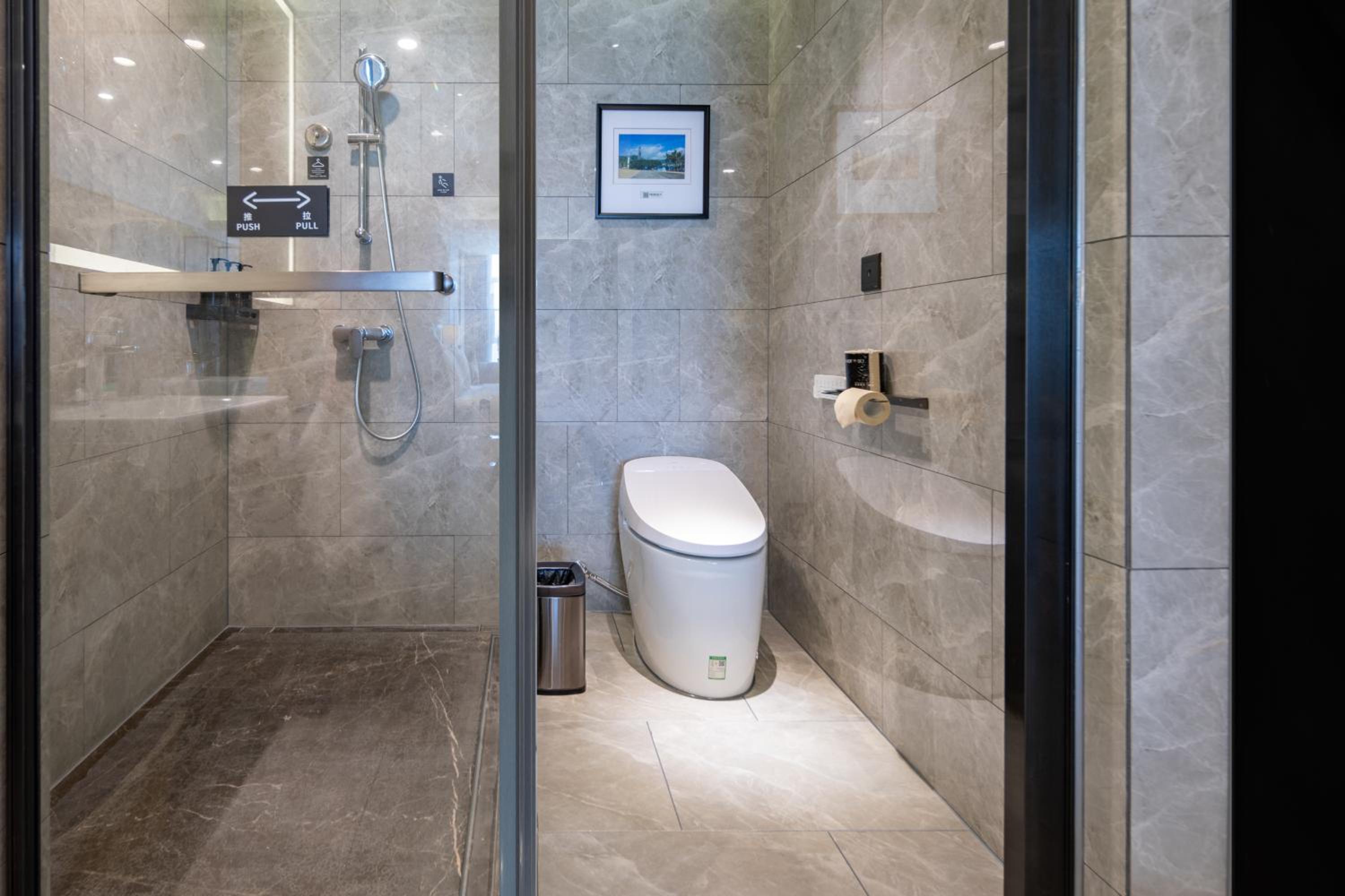 Jimu Double Room with Bathtub