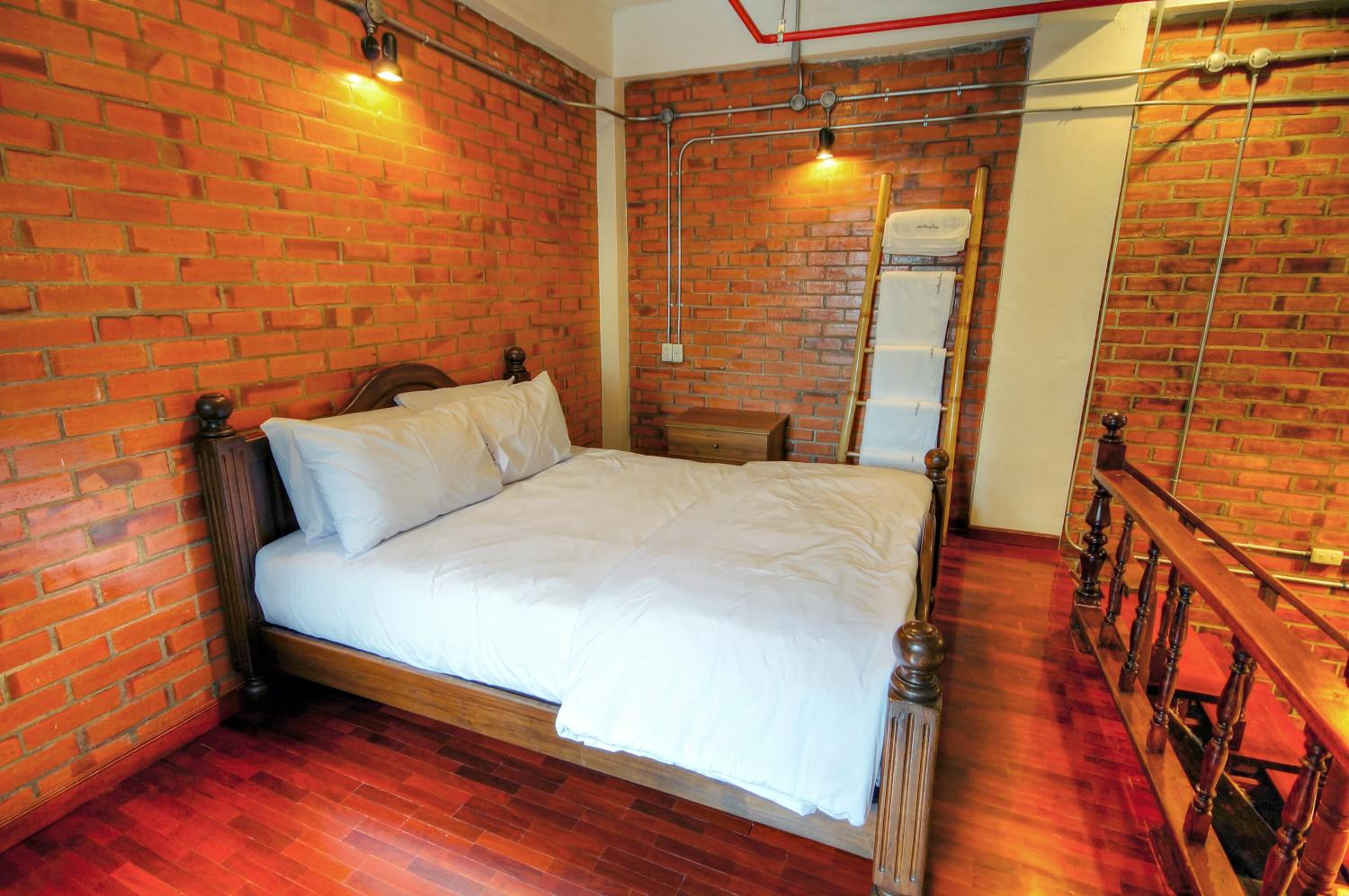 Superior Quadruple Room - Photo 10