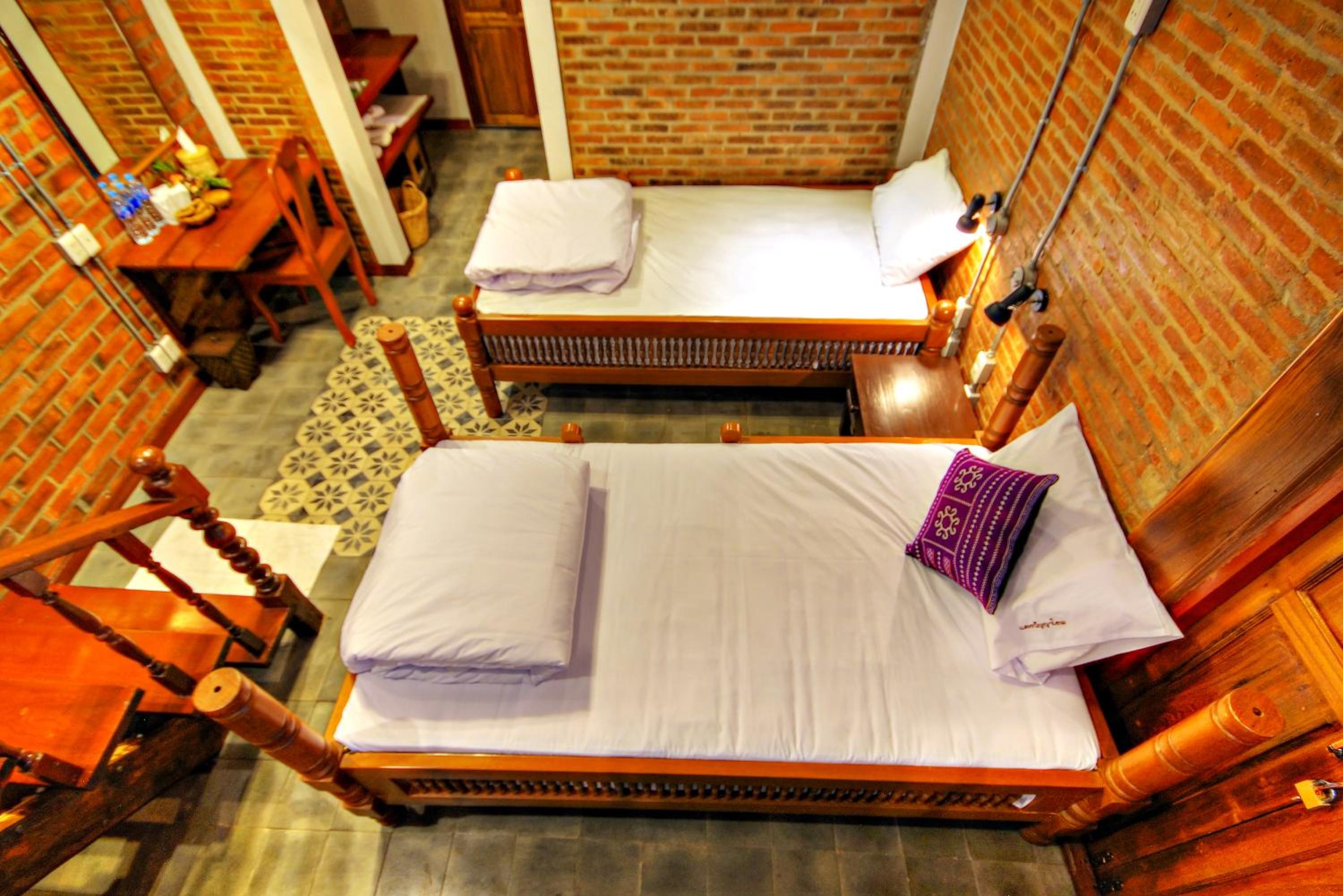 Superior Quadruple Room - Photo 12