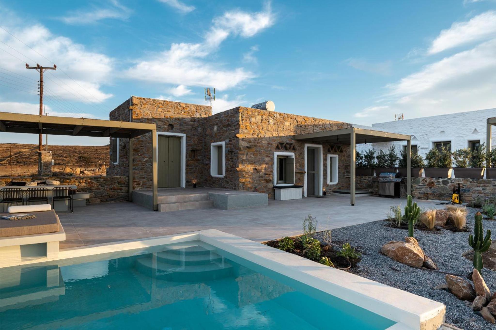 Three-Bedroom Villa photo 2
